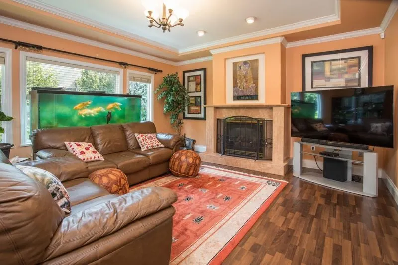 5524 Cornwall Drive