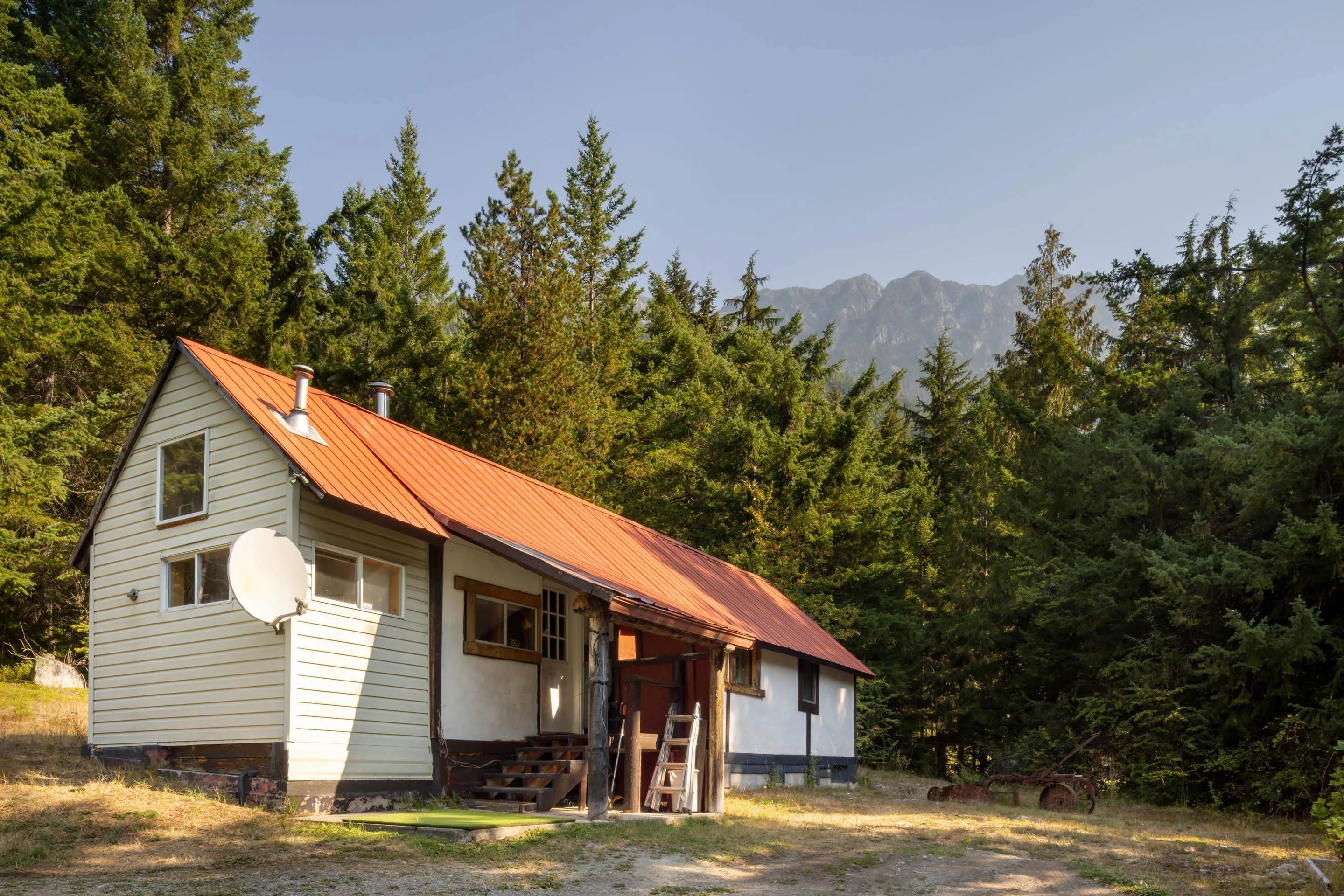 2873 Blackwater Road