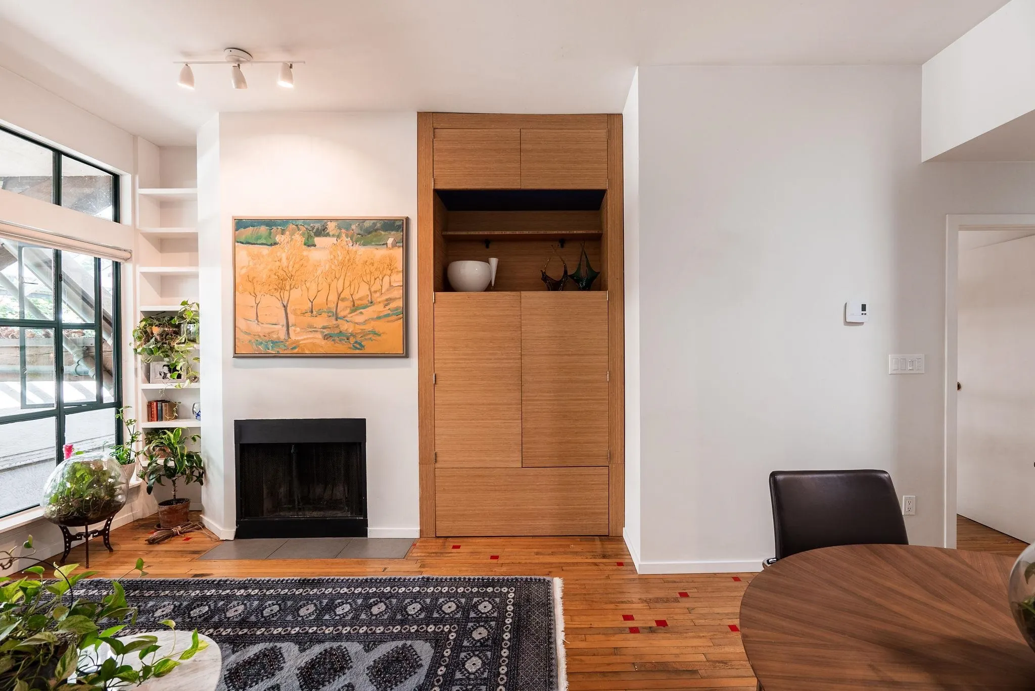 303 700 E Pender Street