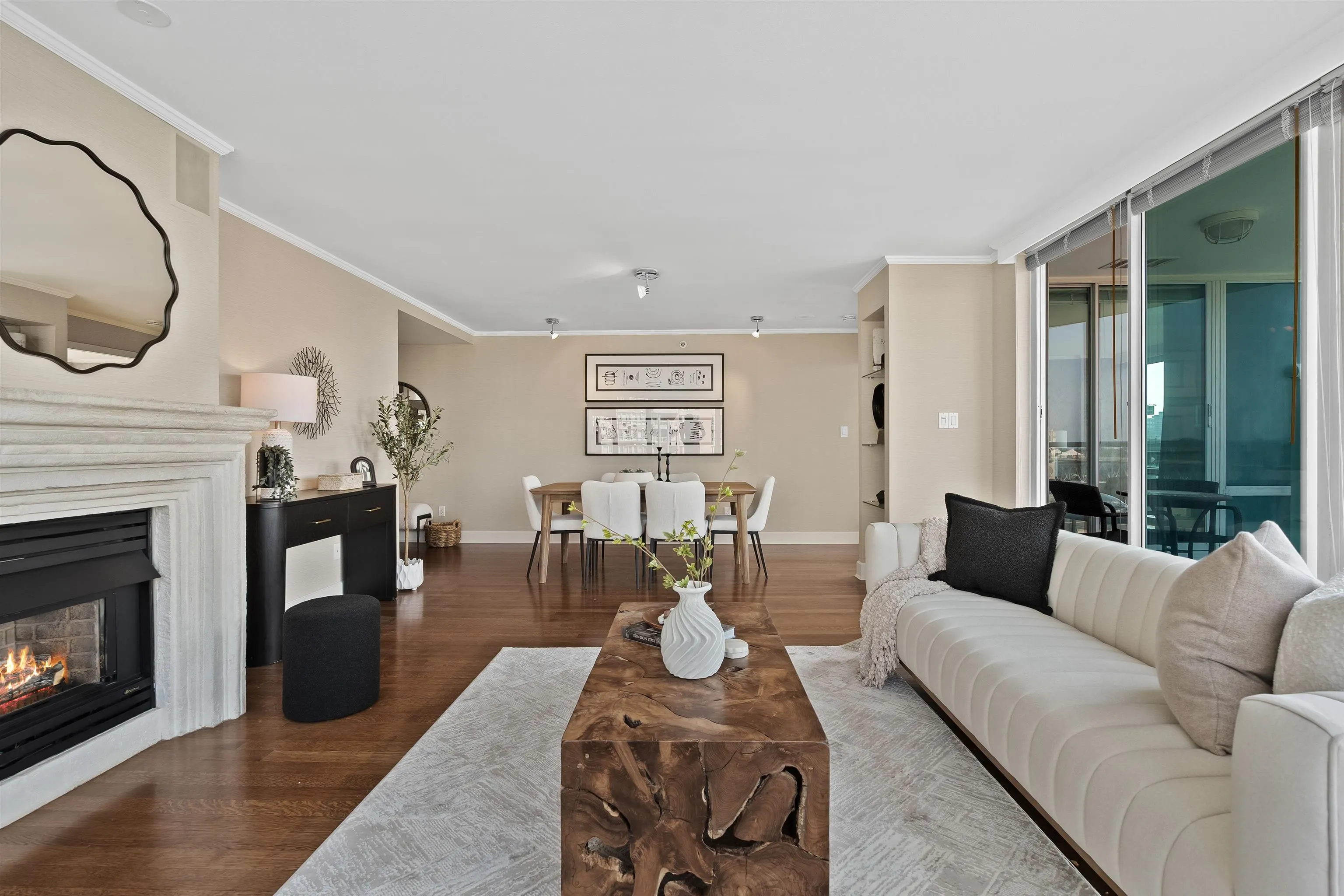 1301 1501 Howe Street