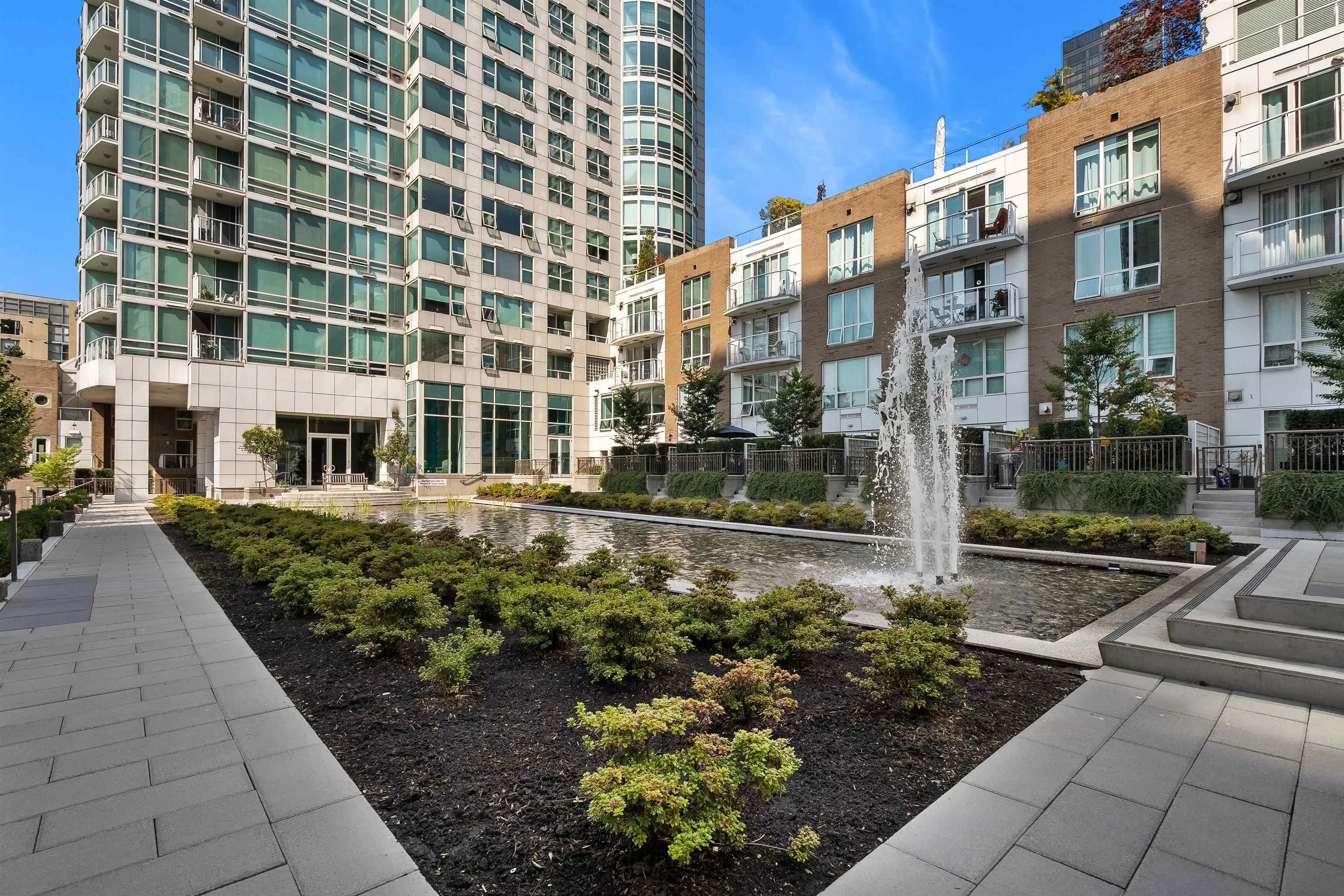 1301 1501 Howe Street