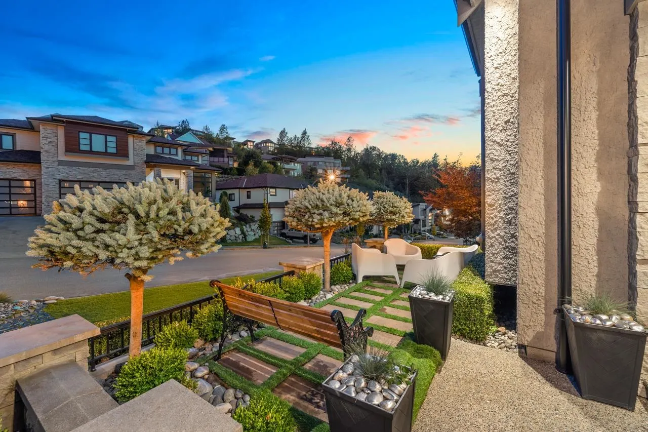 2736 Aquila Drive