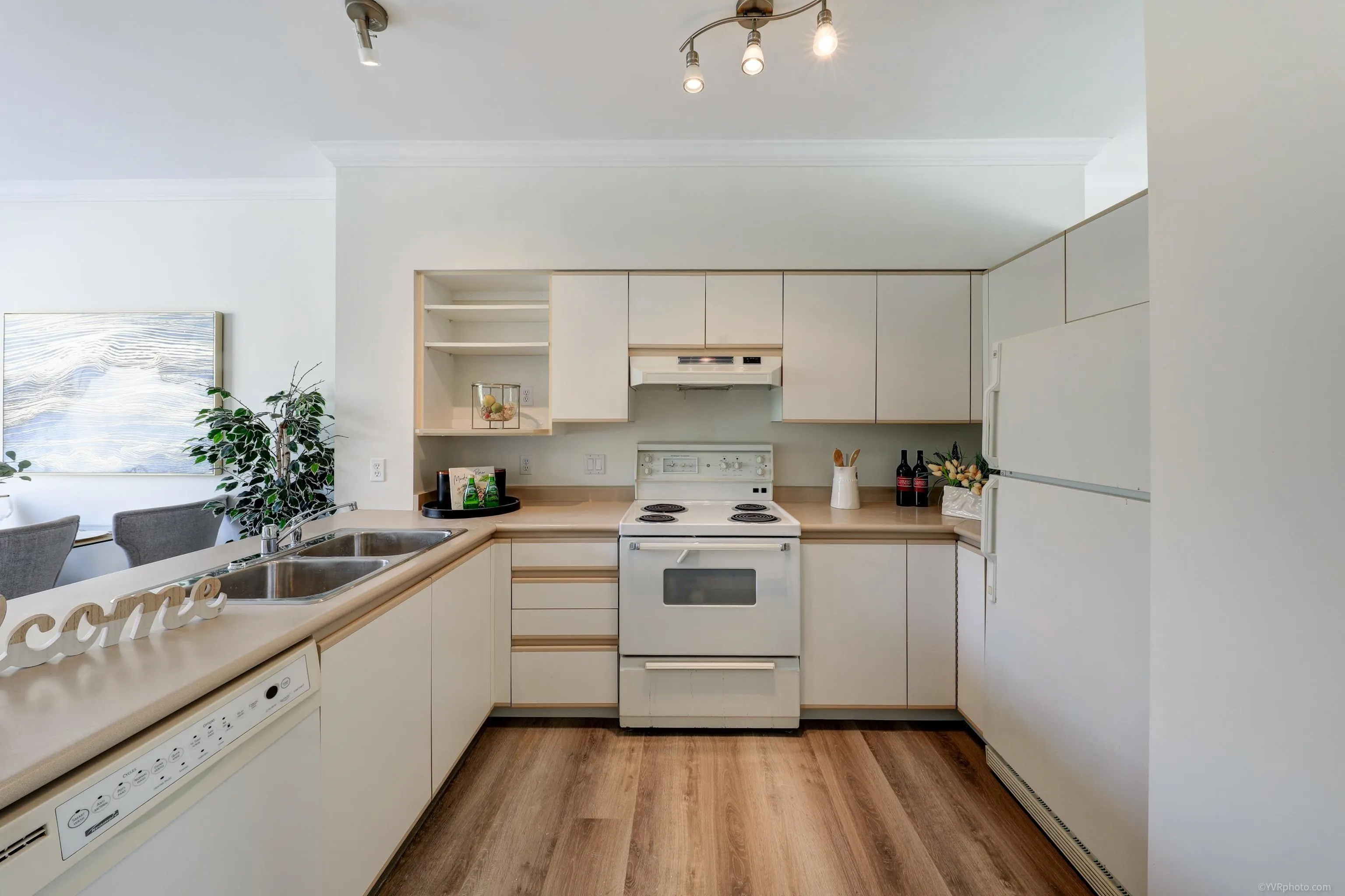 16 12900 Jack Bell Drive