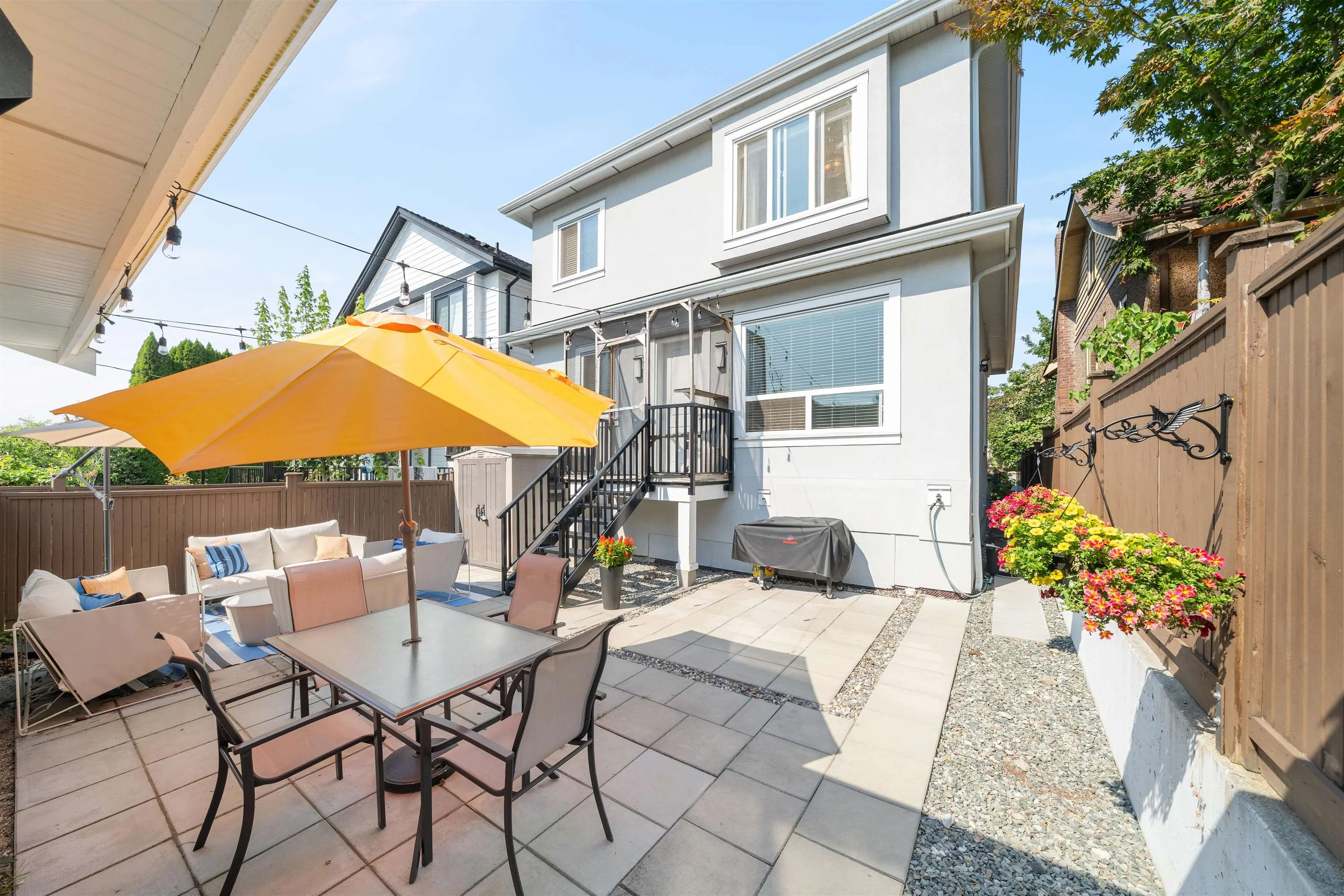 3448 Pandora Street