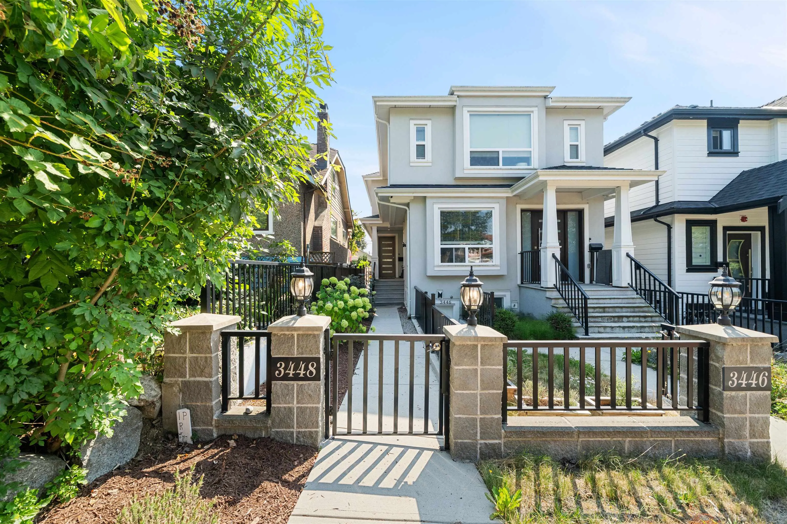 3448 Pandora Street