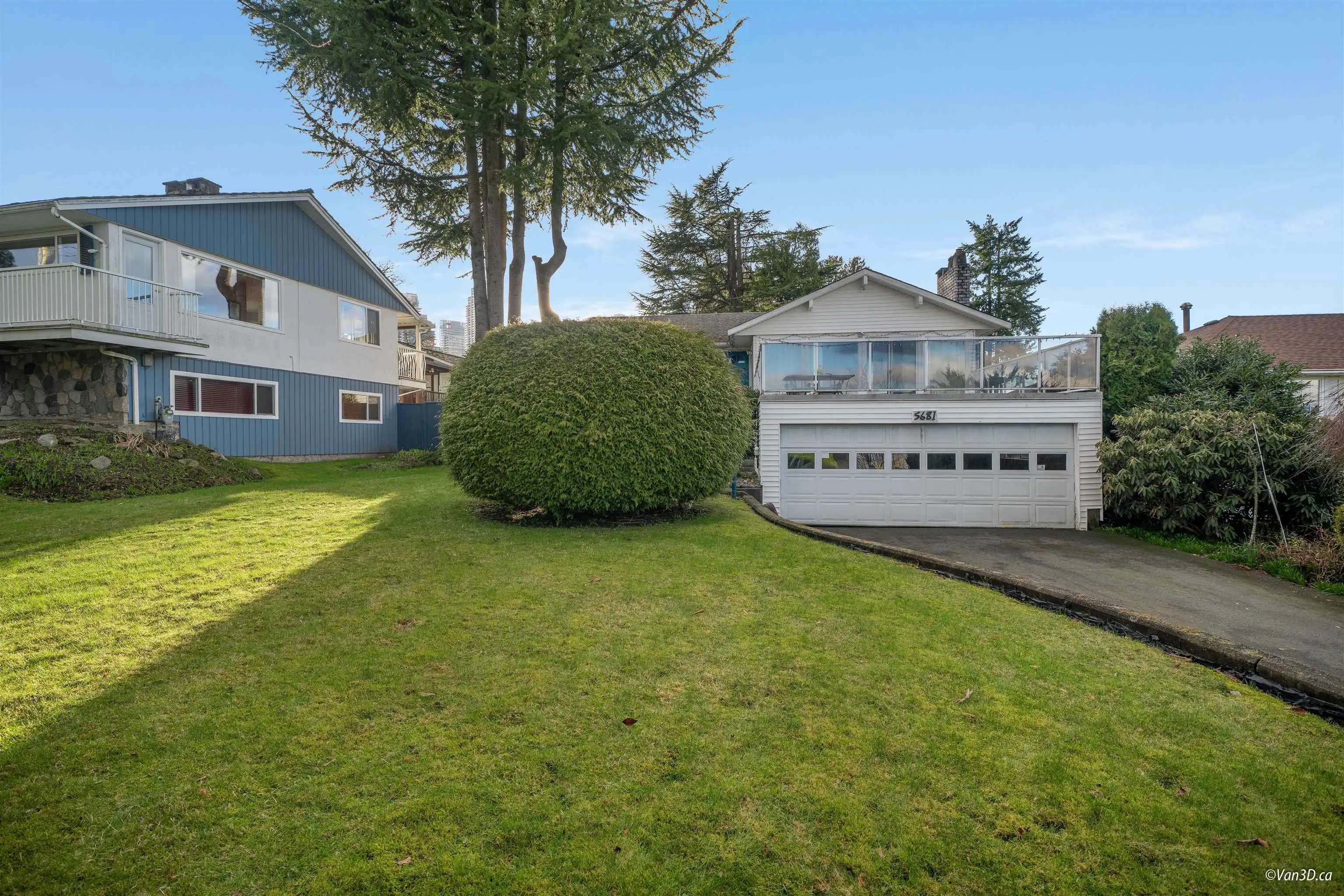 5681 Sardis Crescent