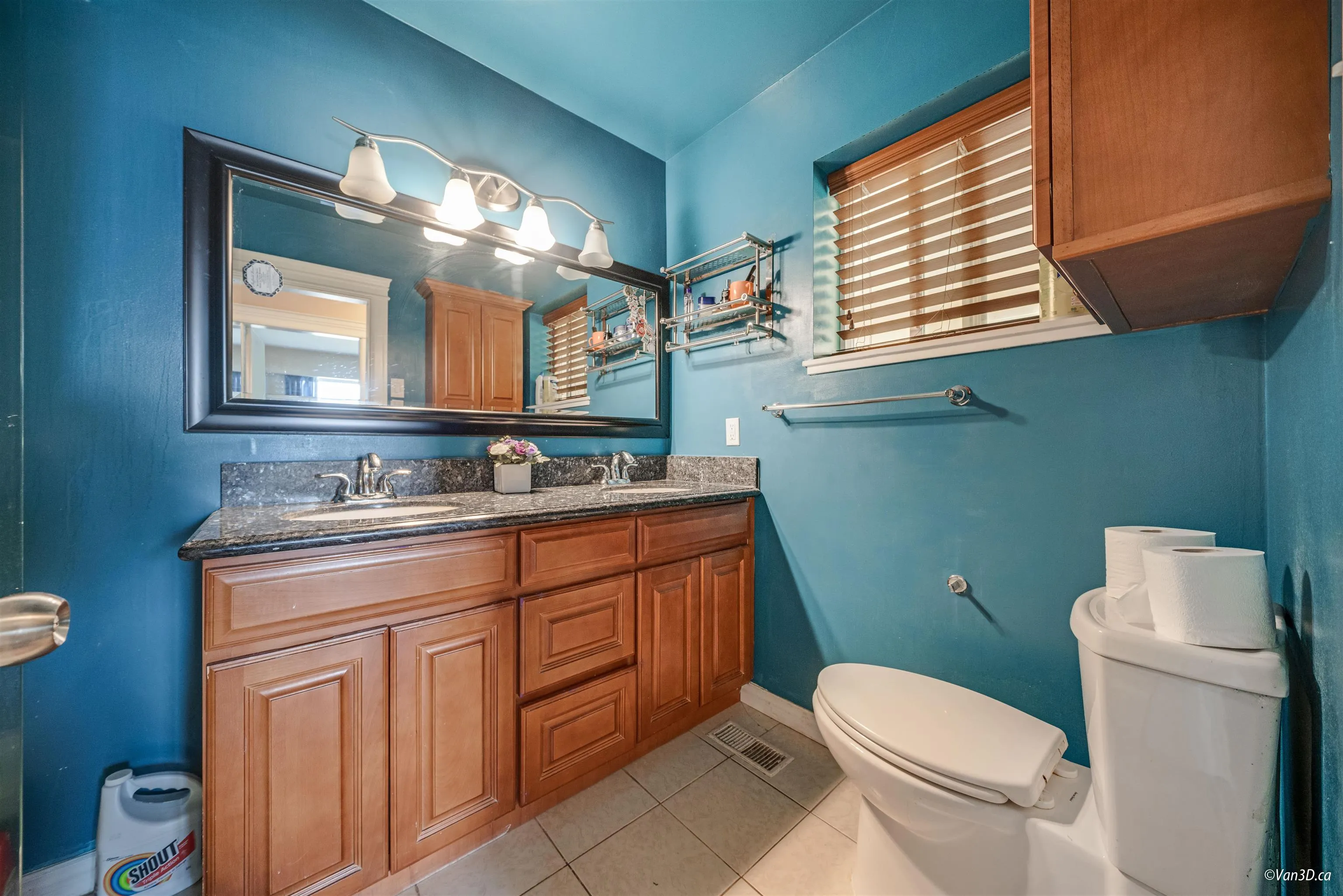5681 Sardis Crescent