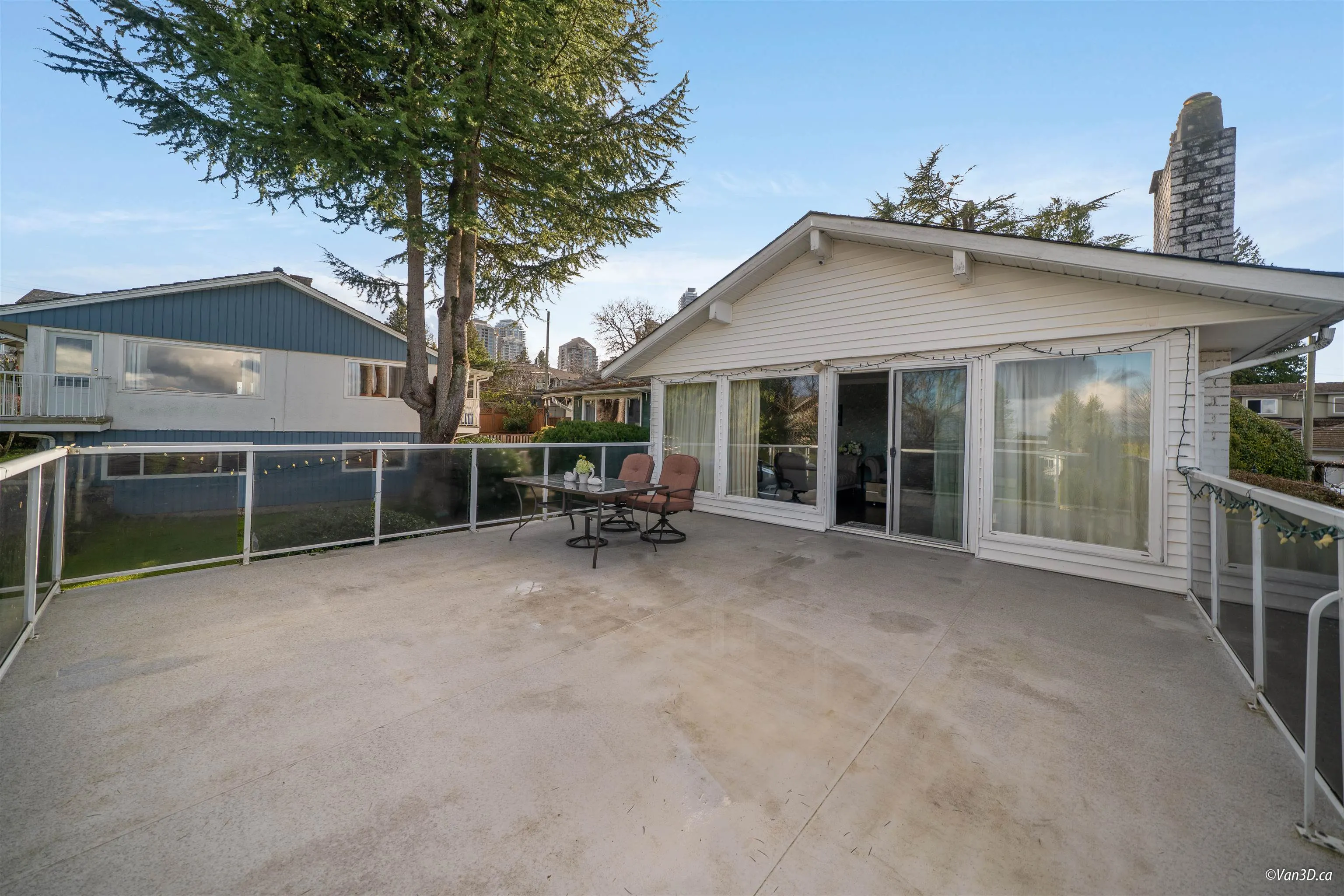 5681 Sardis Crescent