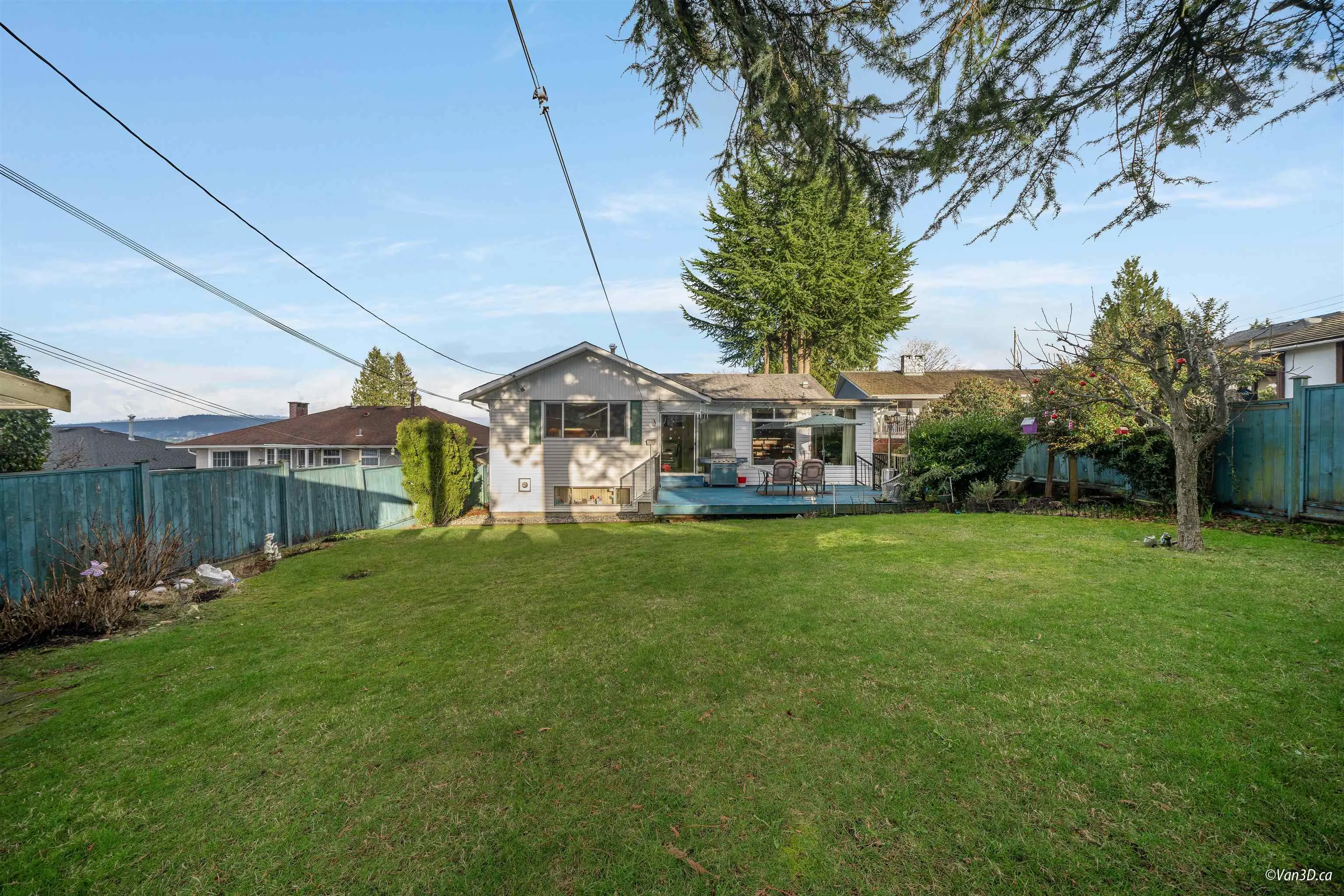 5681 Sardis Crescent