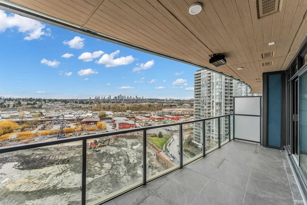 708 4880 Lougheed Highway