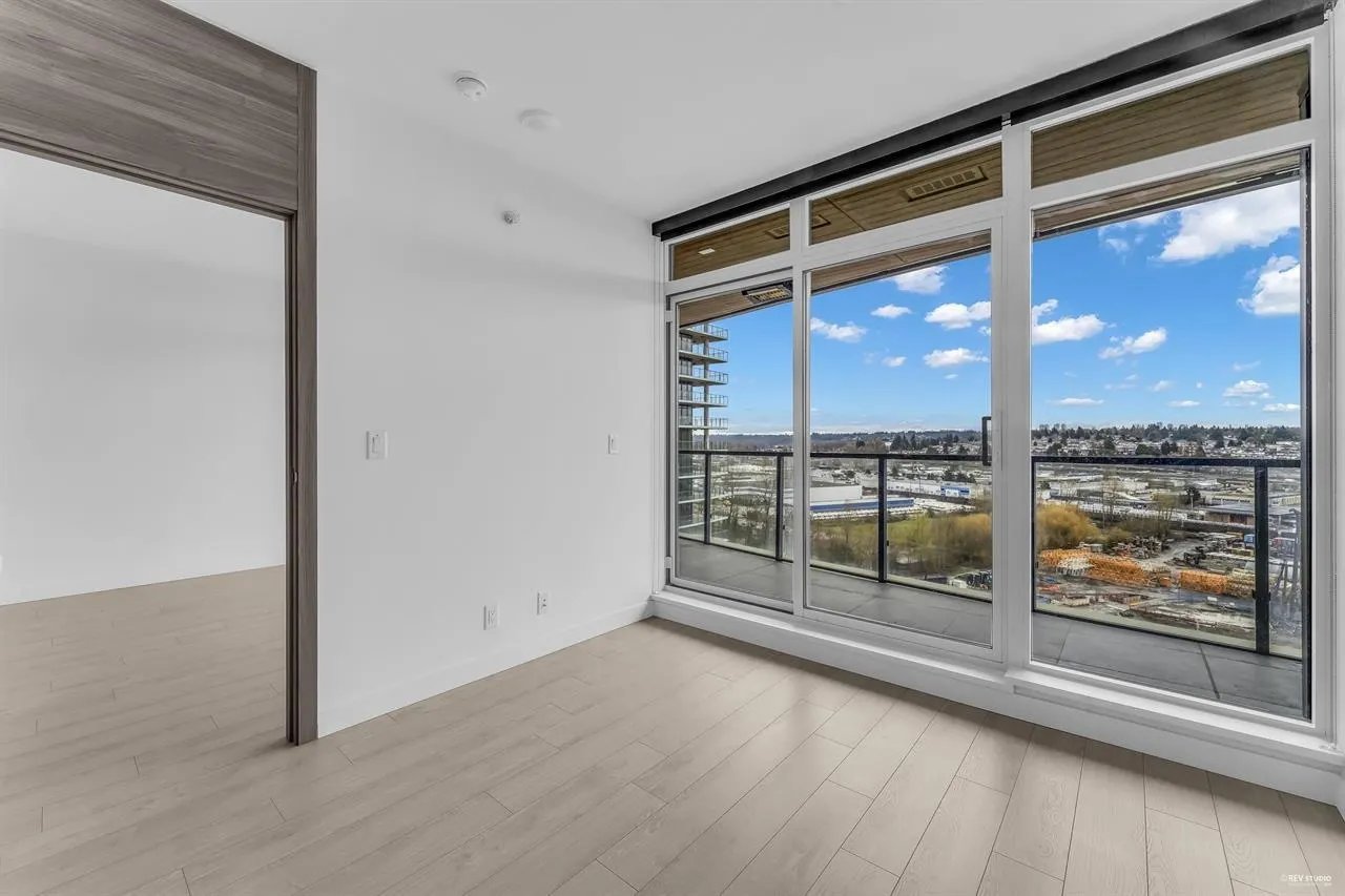 708 4880 Lougheed Highway