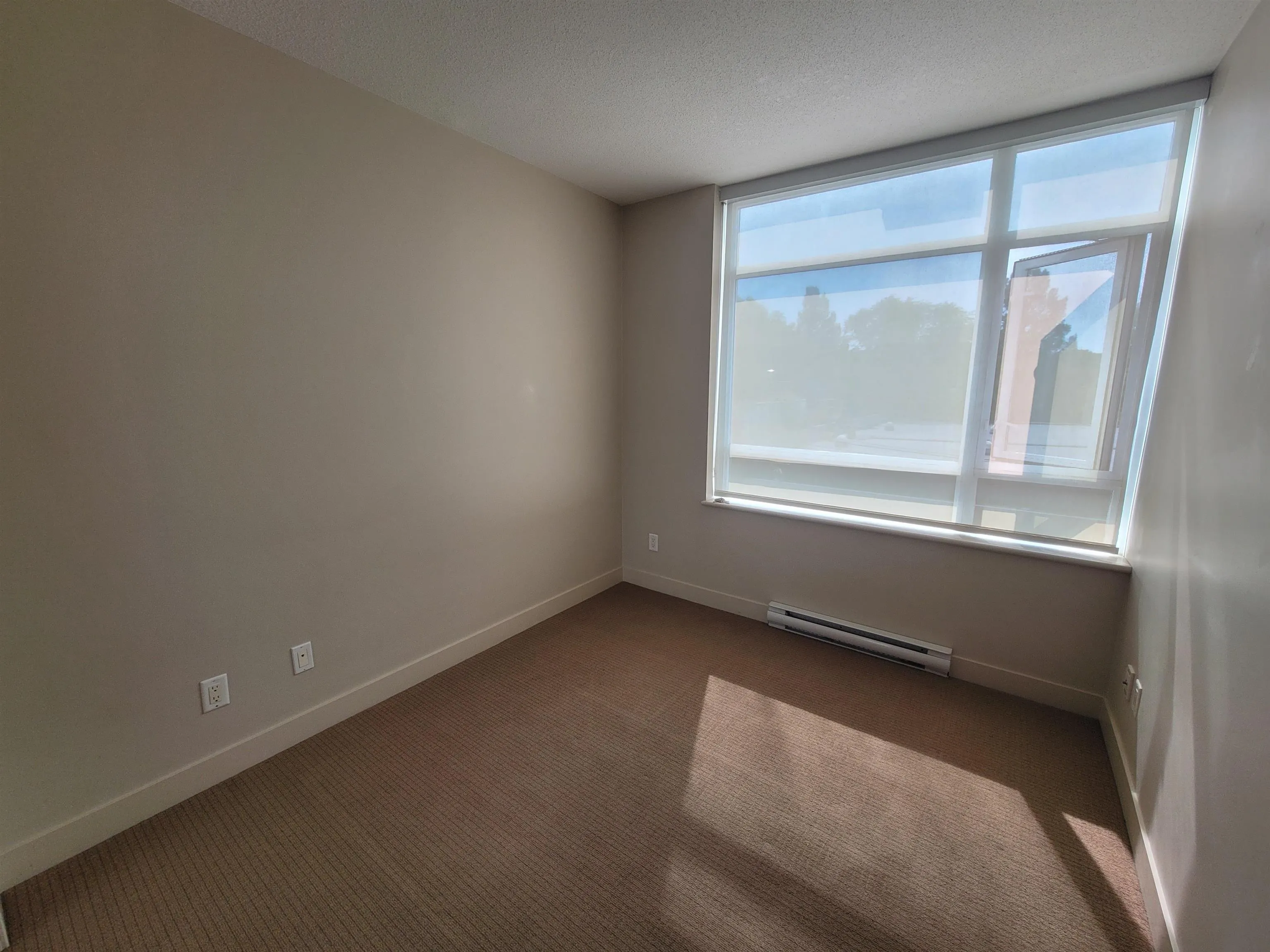 515 2268 W Broadway