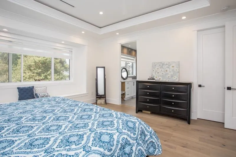 11240 Schooner Court