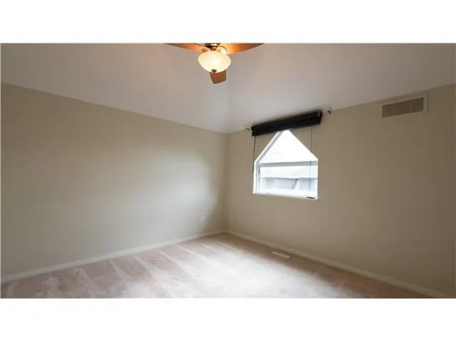 1 245 E 5th Street