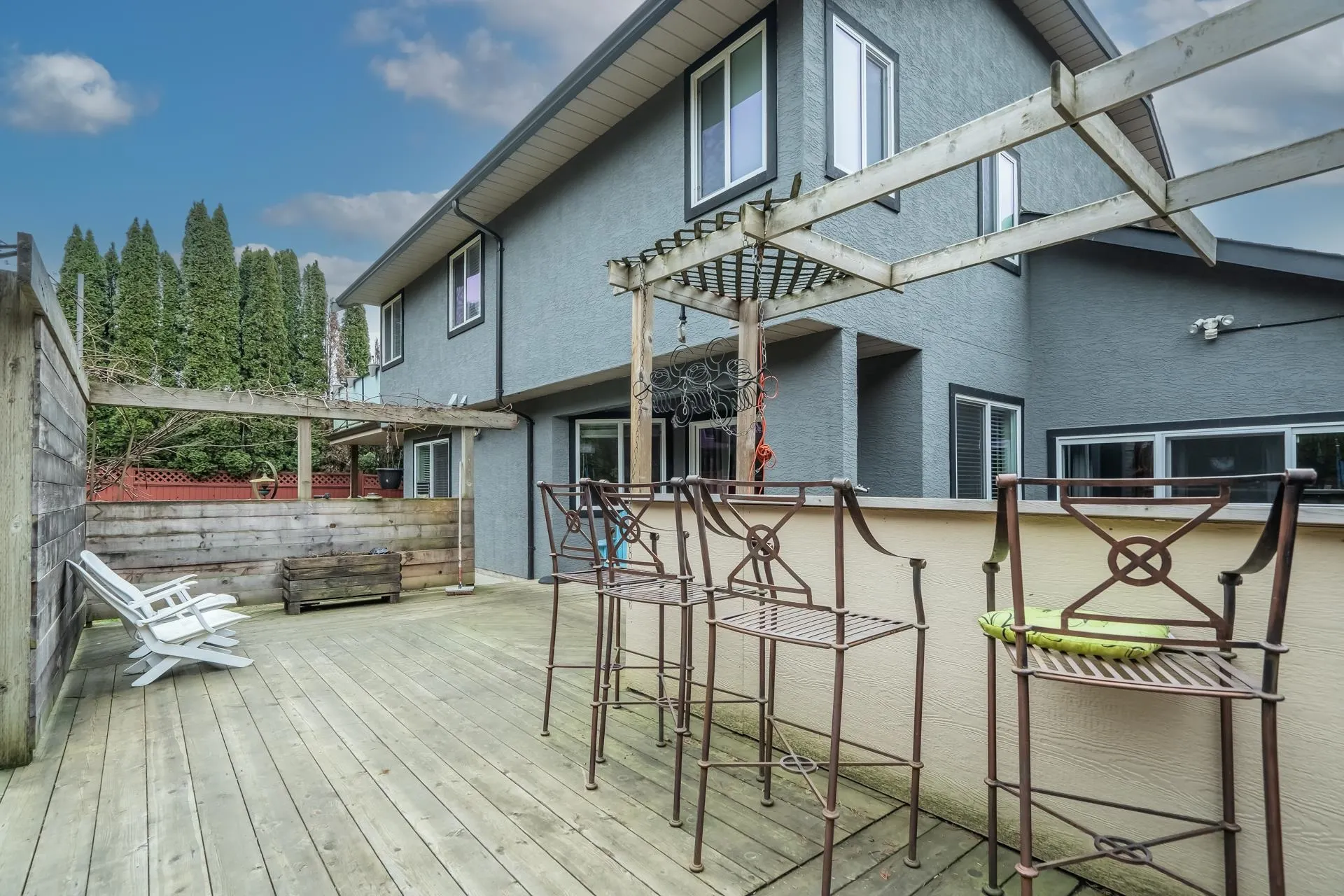2237 Mountain Drive