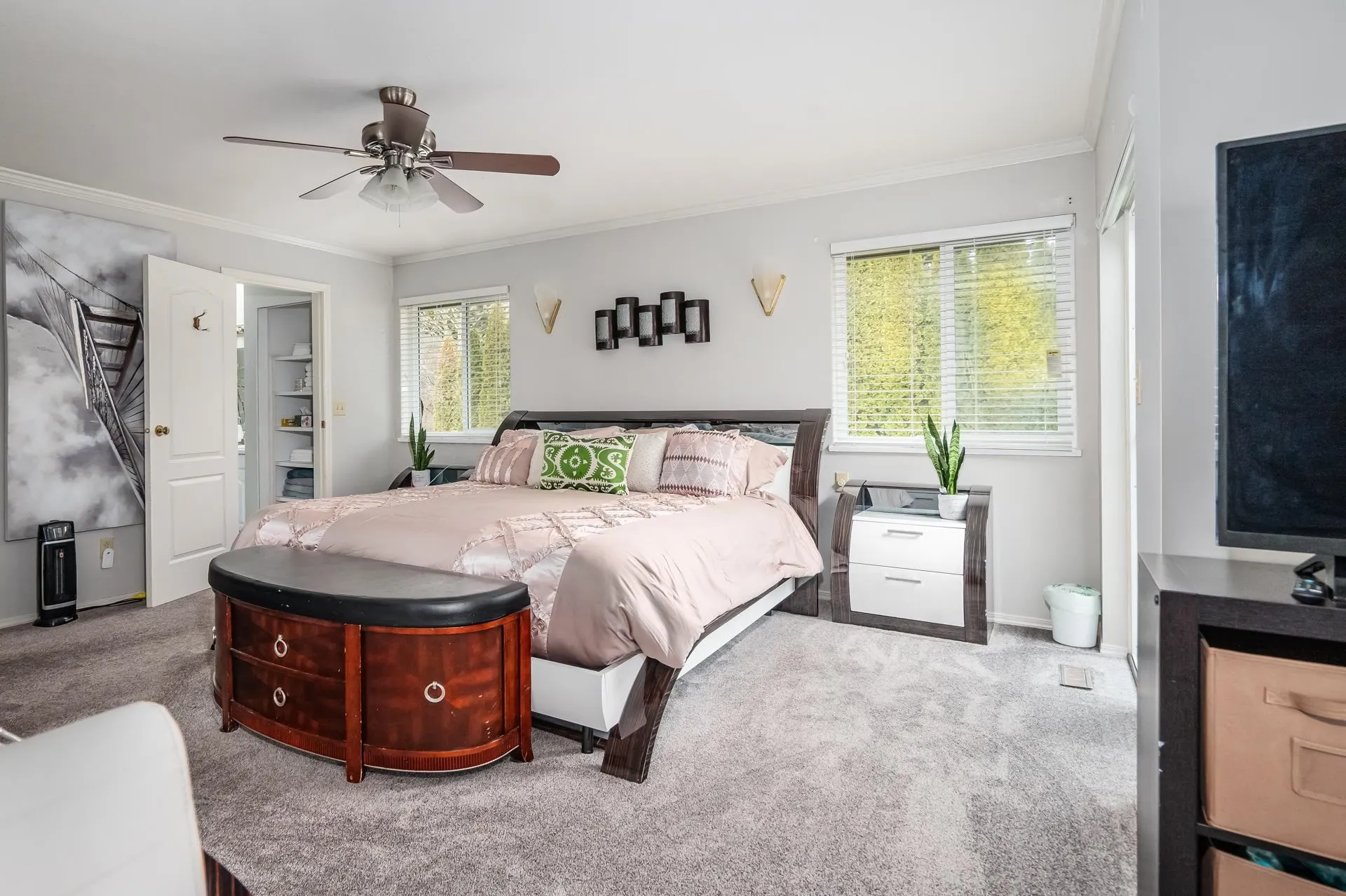 2237 Mountain Drive