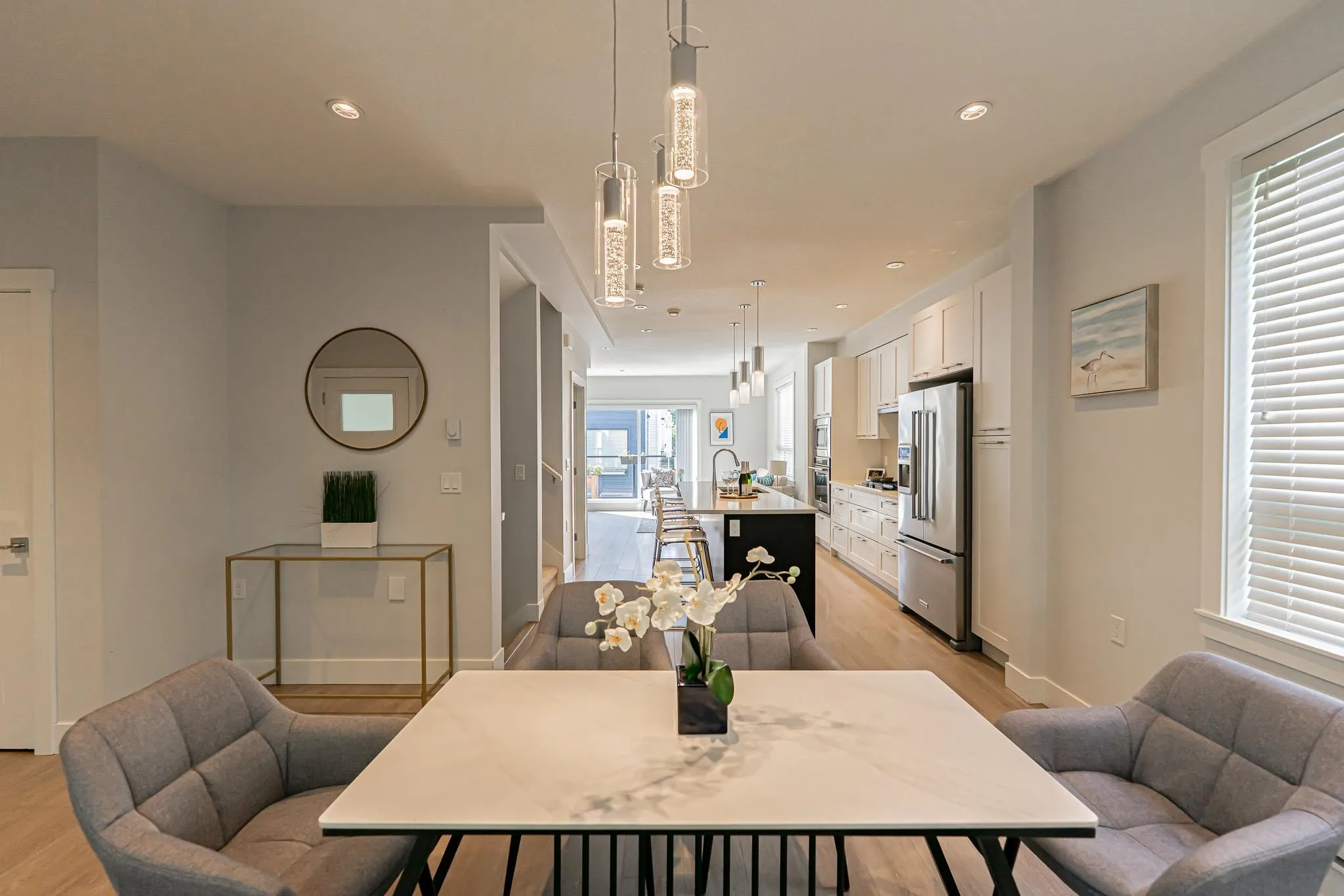 111 2280 163 Street