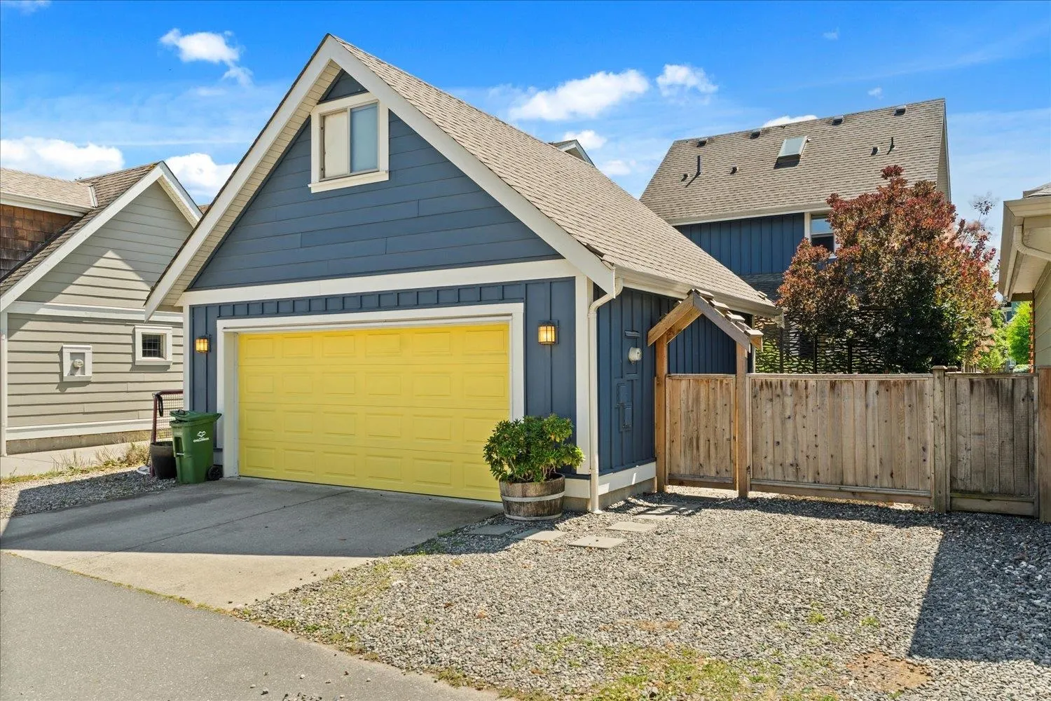 45297 Soowahlie Crescent