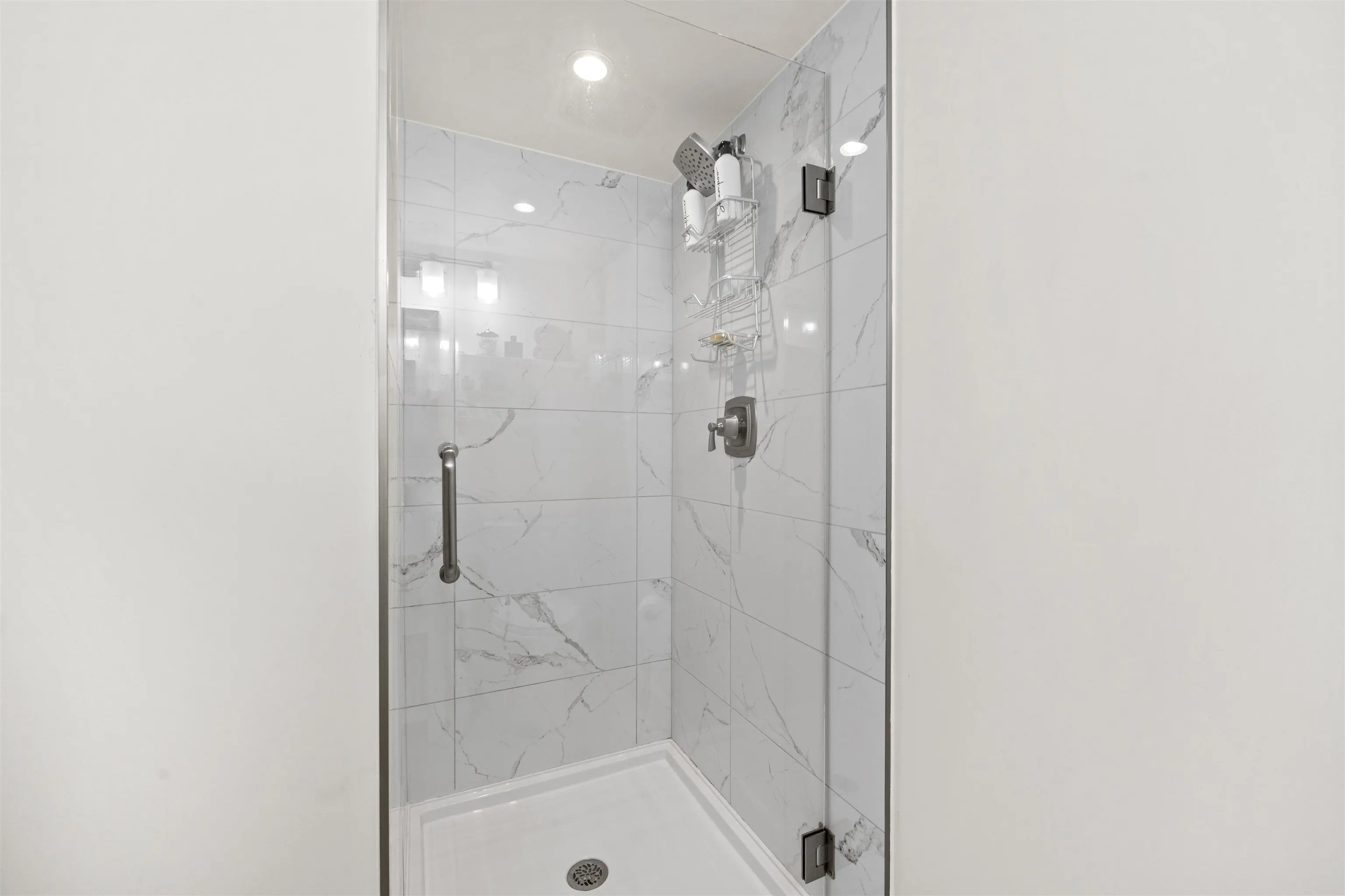 T4908 3980 Carrigan Court