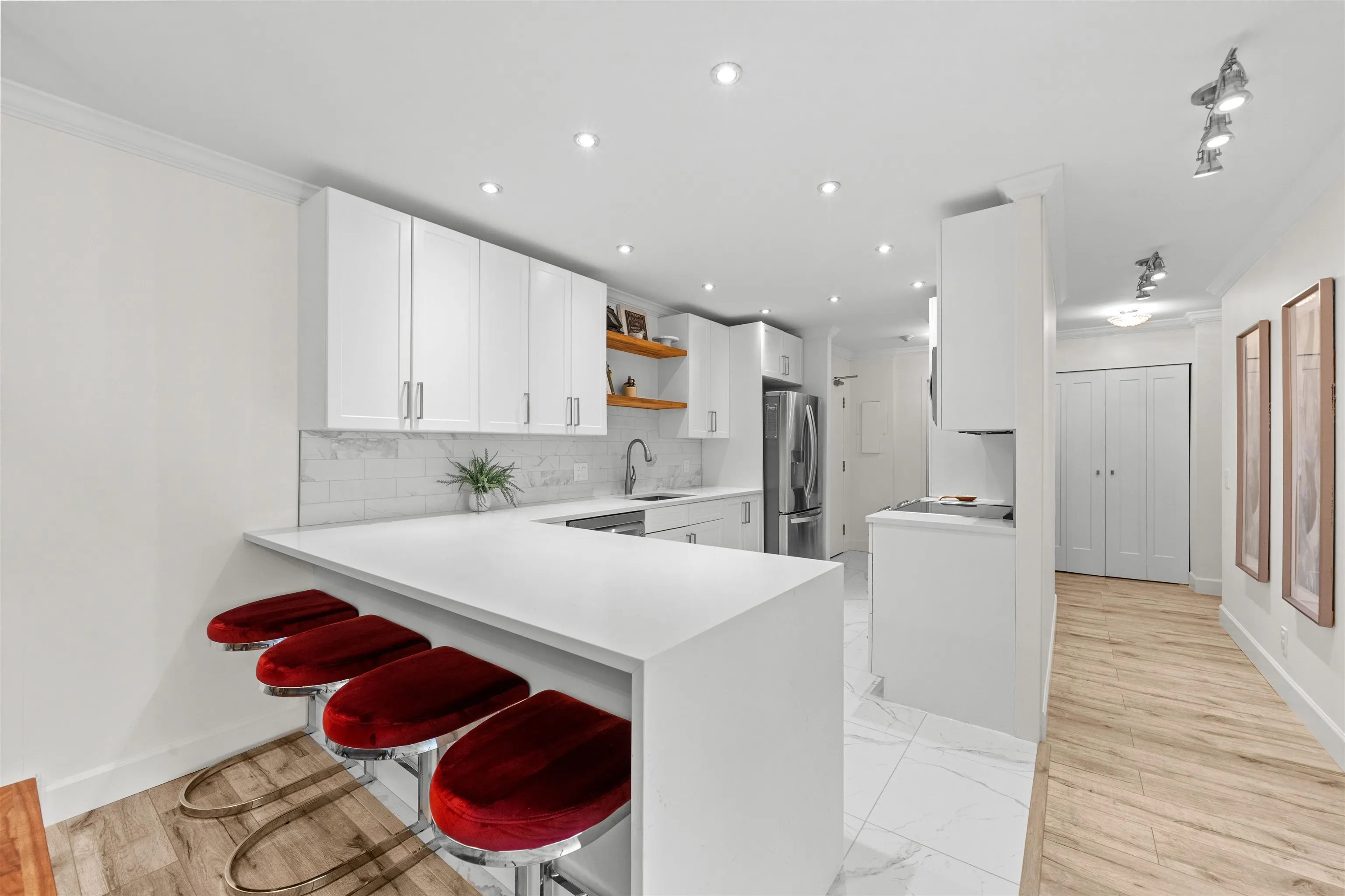 T4908 3980 Carrigan Court