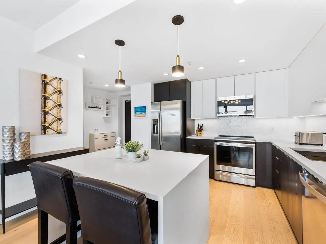 2301 280 Ross Drive