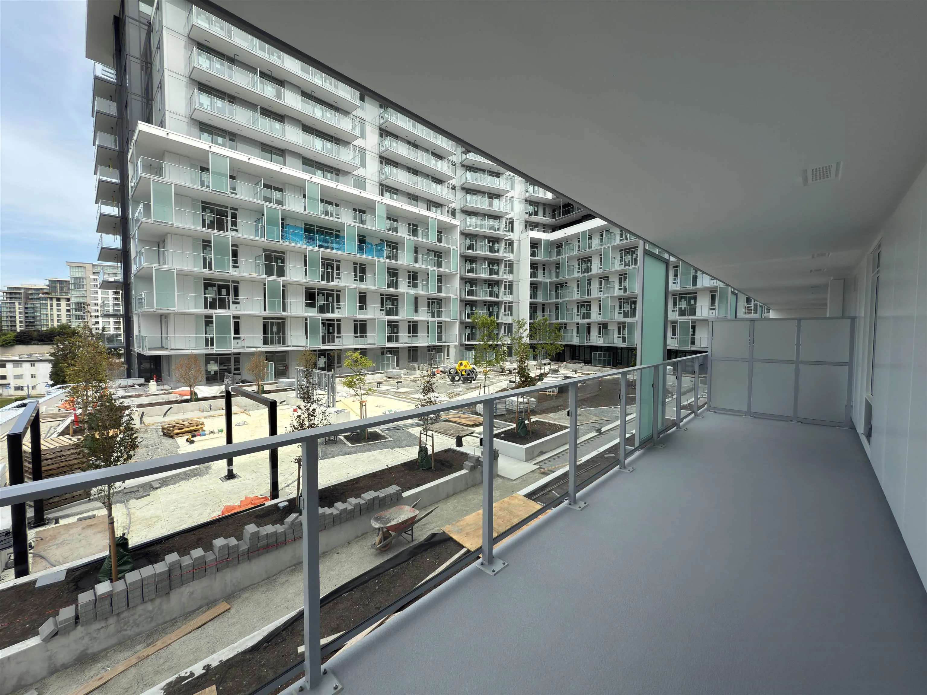 576 6600 Minoru Boulevard