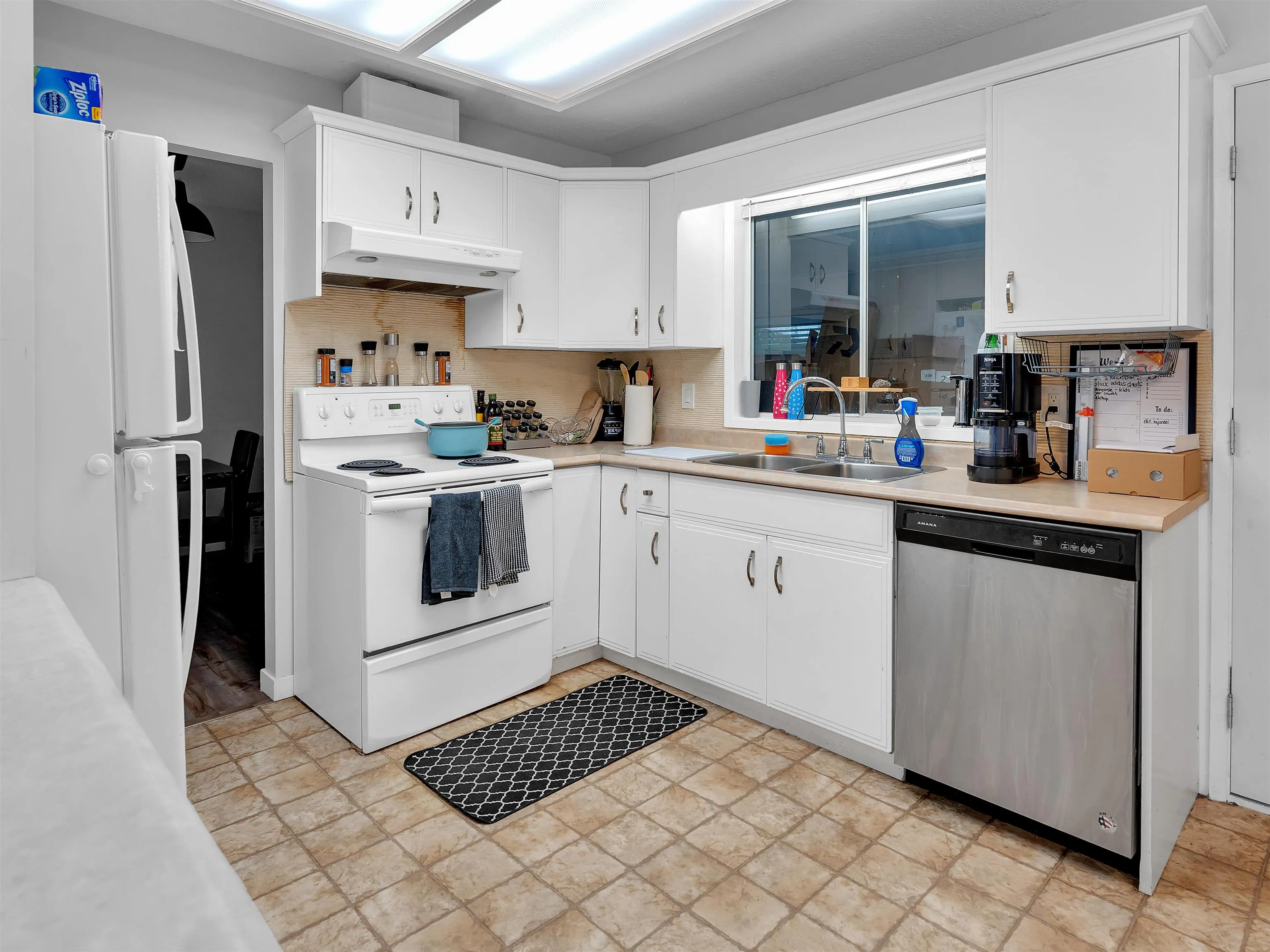 2651 Macbeth Crescent