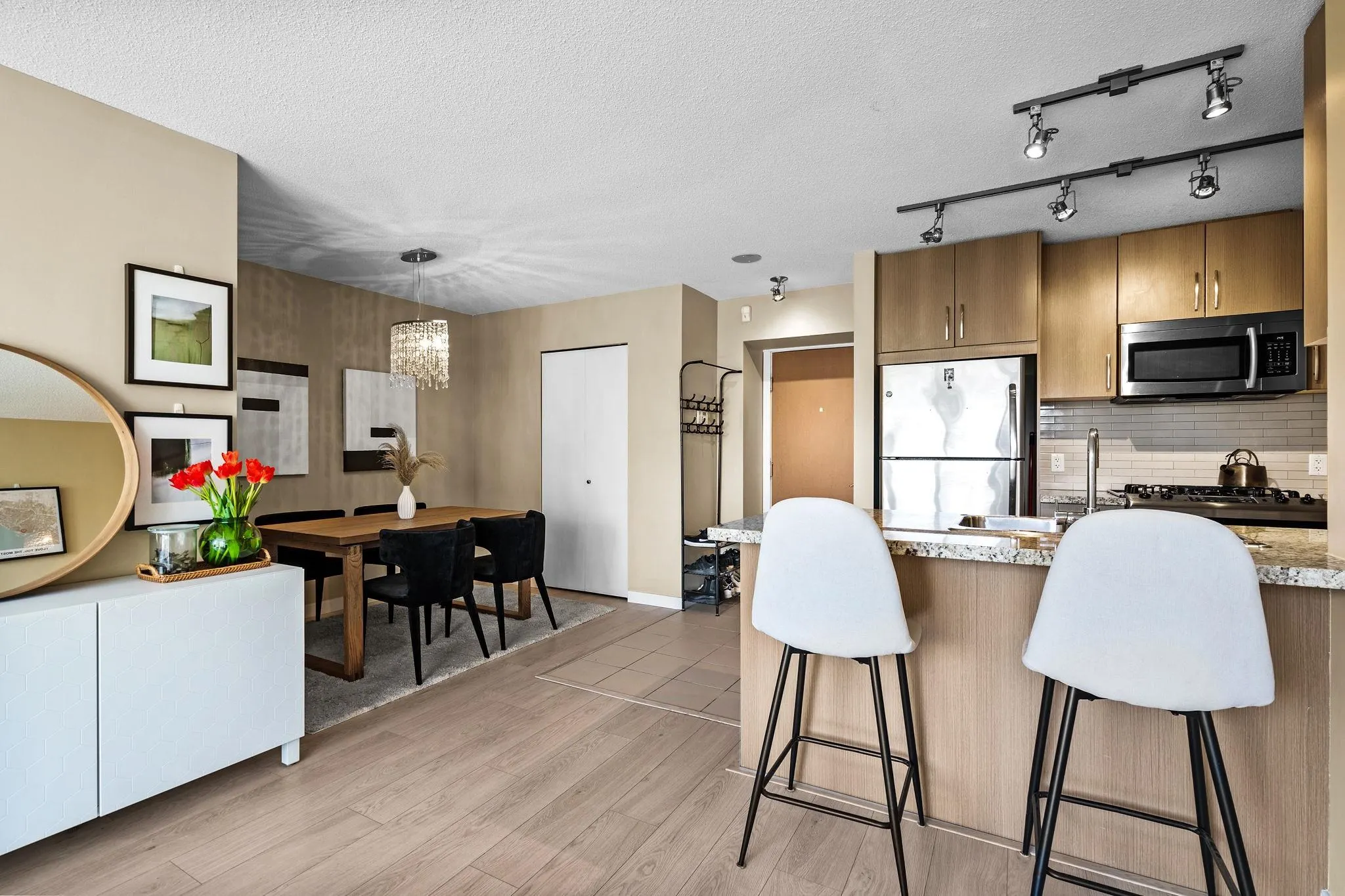 1009 660 Nootka Way