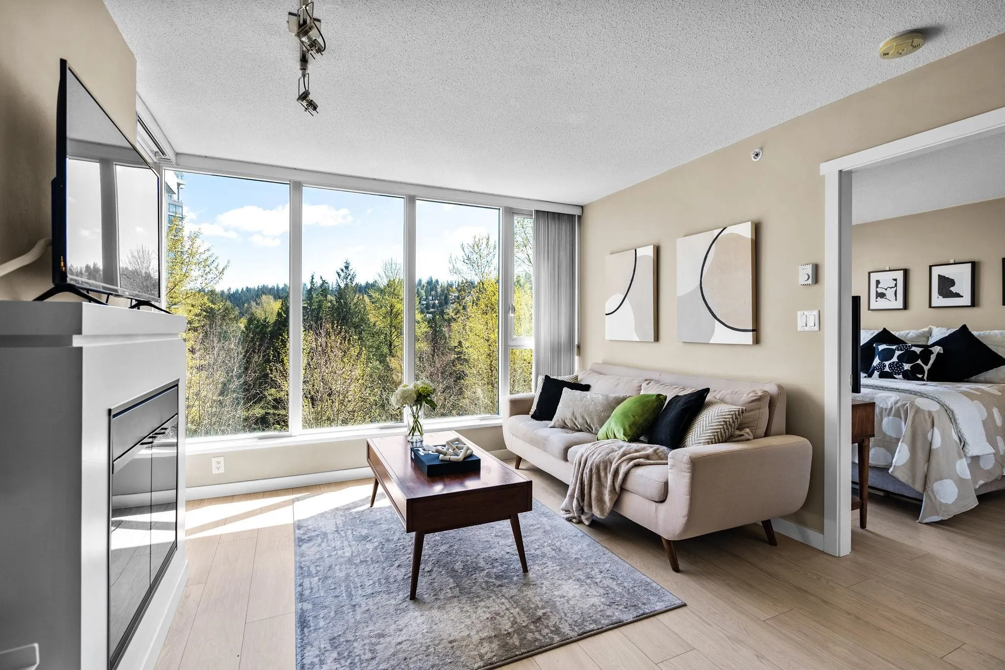 1009 660 Nootka Way