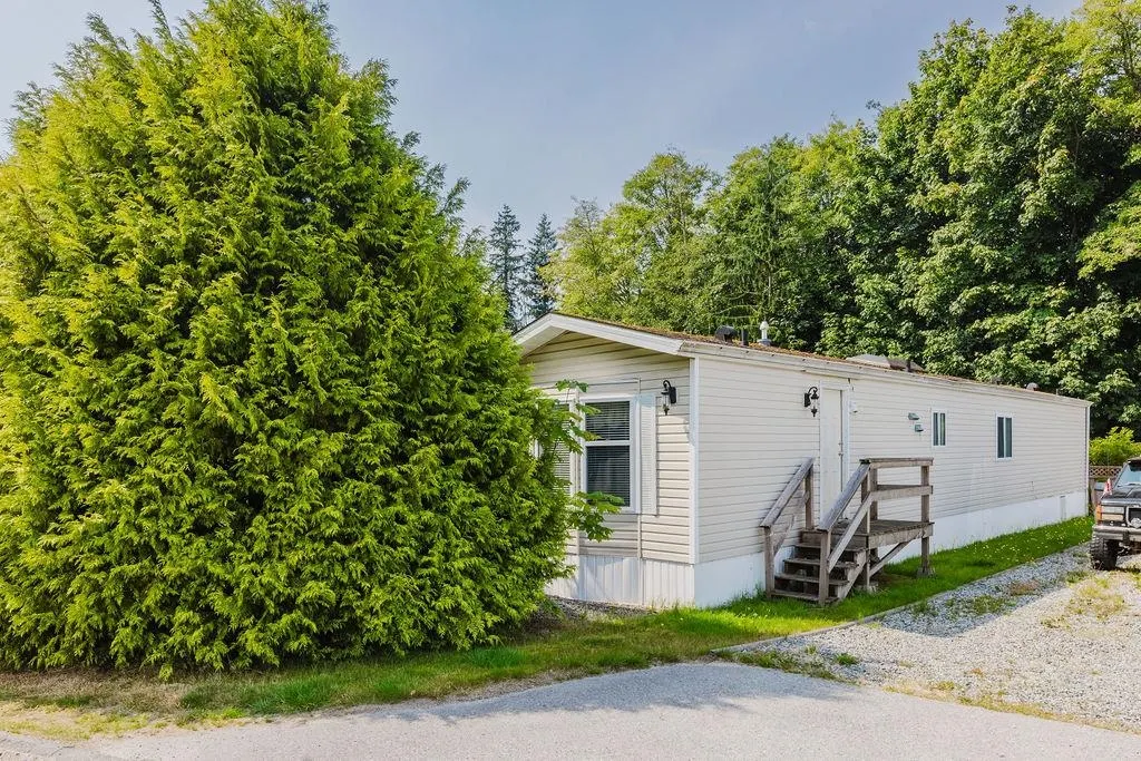 83 1413 Sunshine Coast Highway