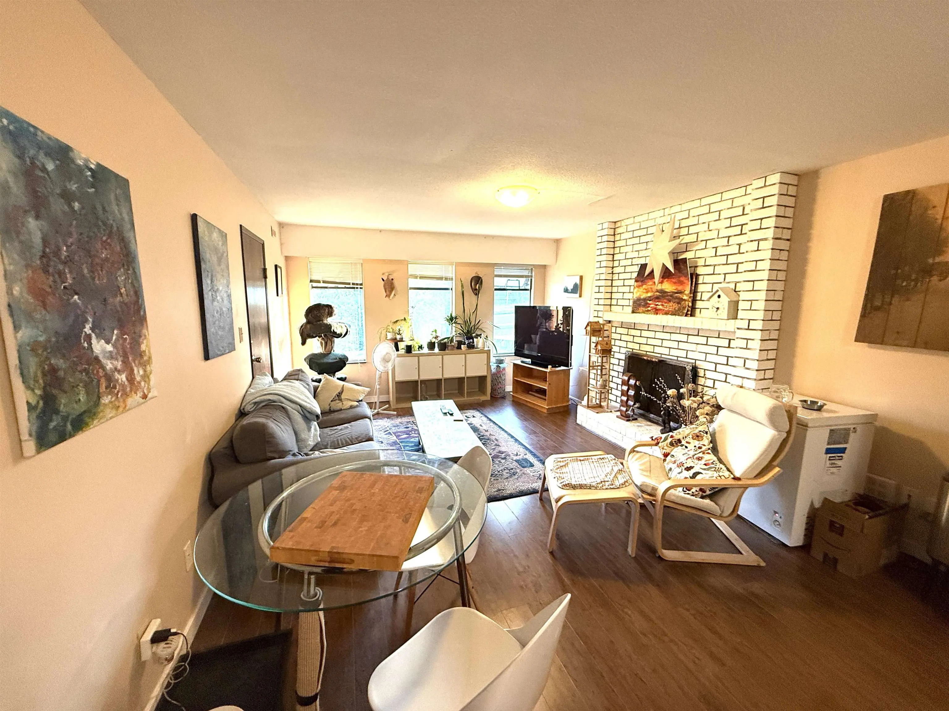 33XX Queens Avenue