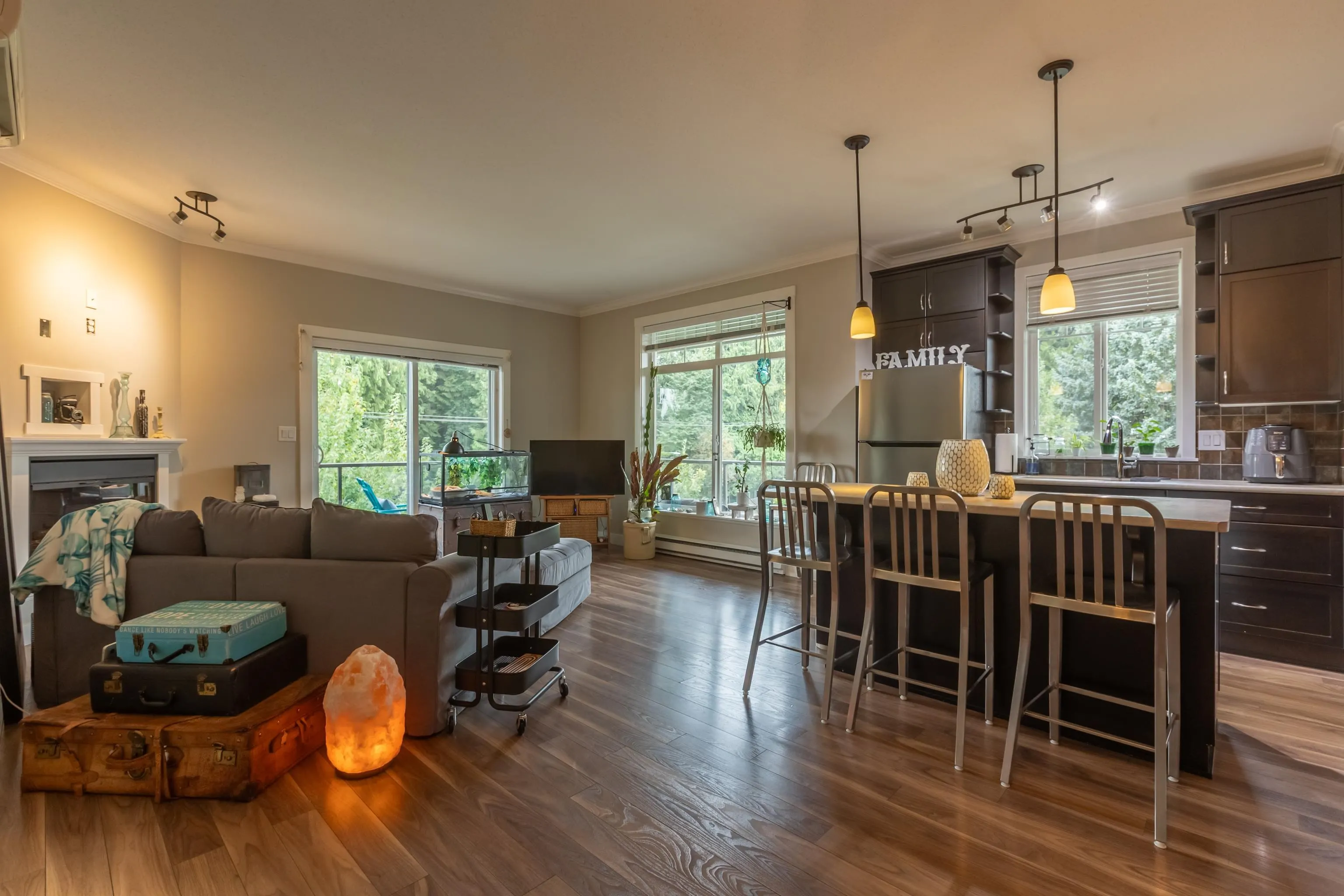 410 2038 Sandalwood Crescent
