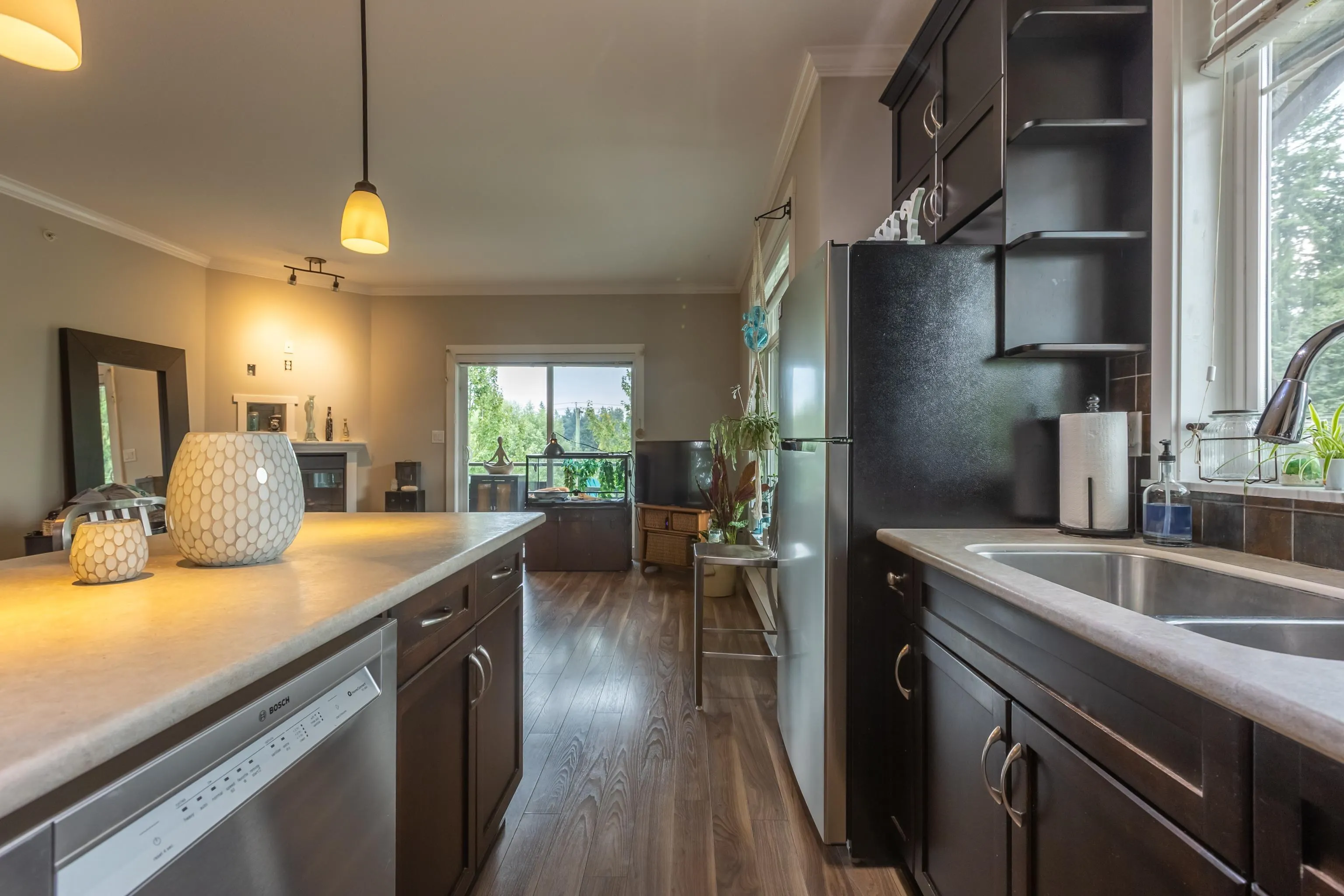 410 2038 Sandalwood Crescent