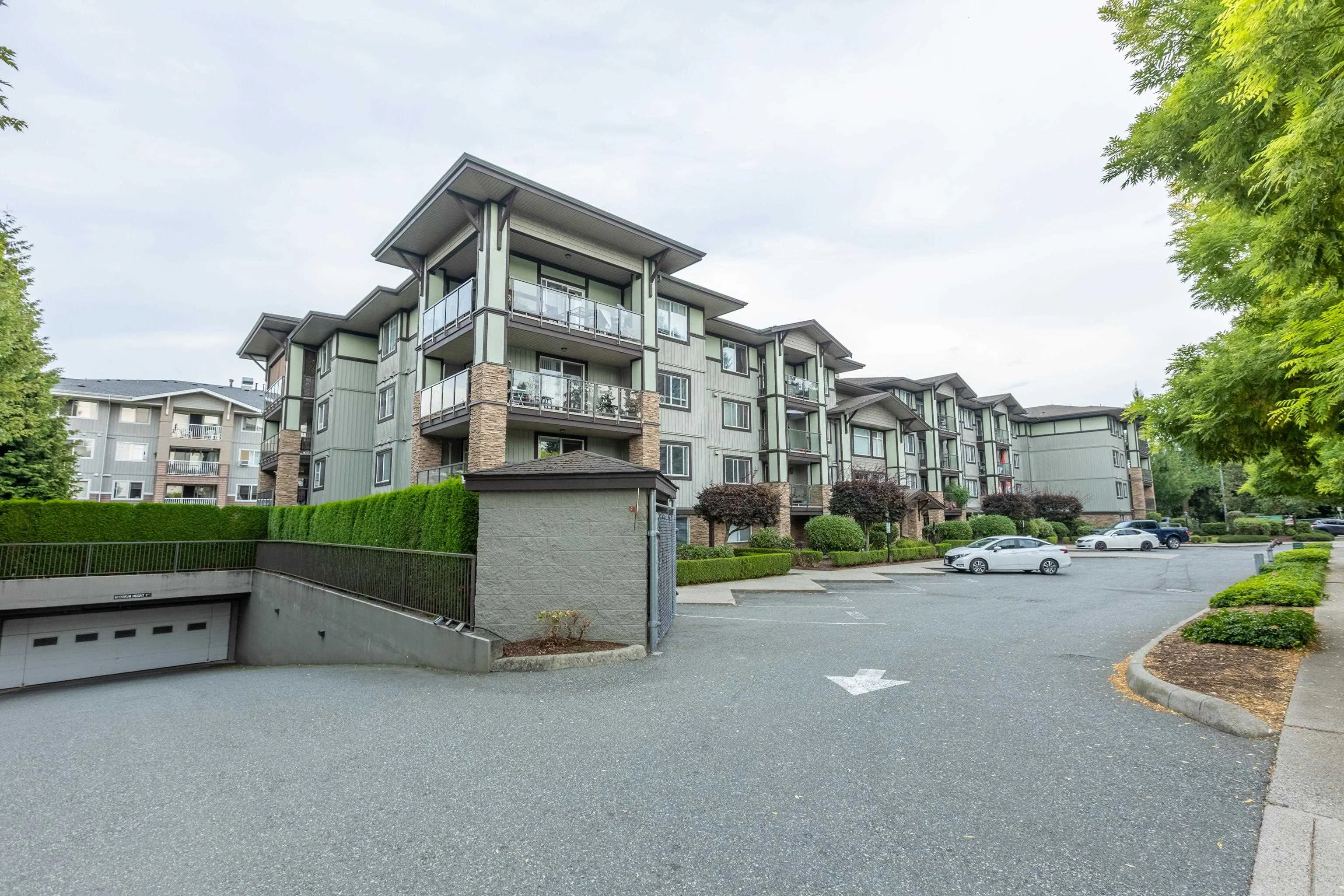 410 2038 Sandalwood Crescent