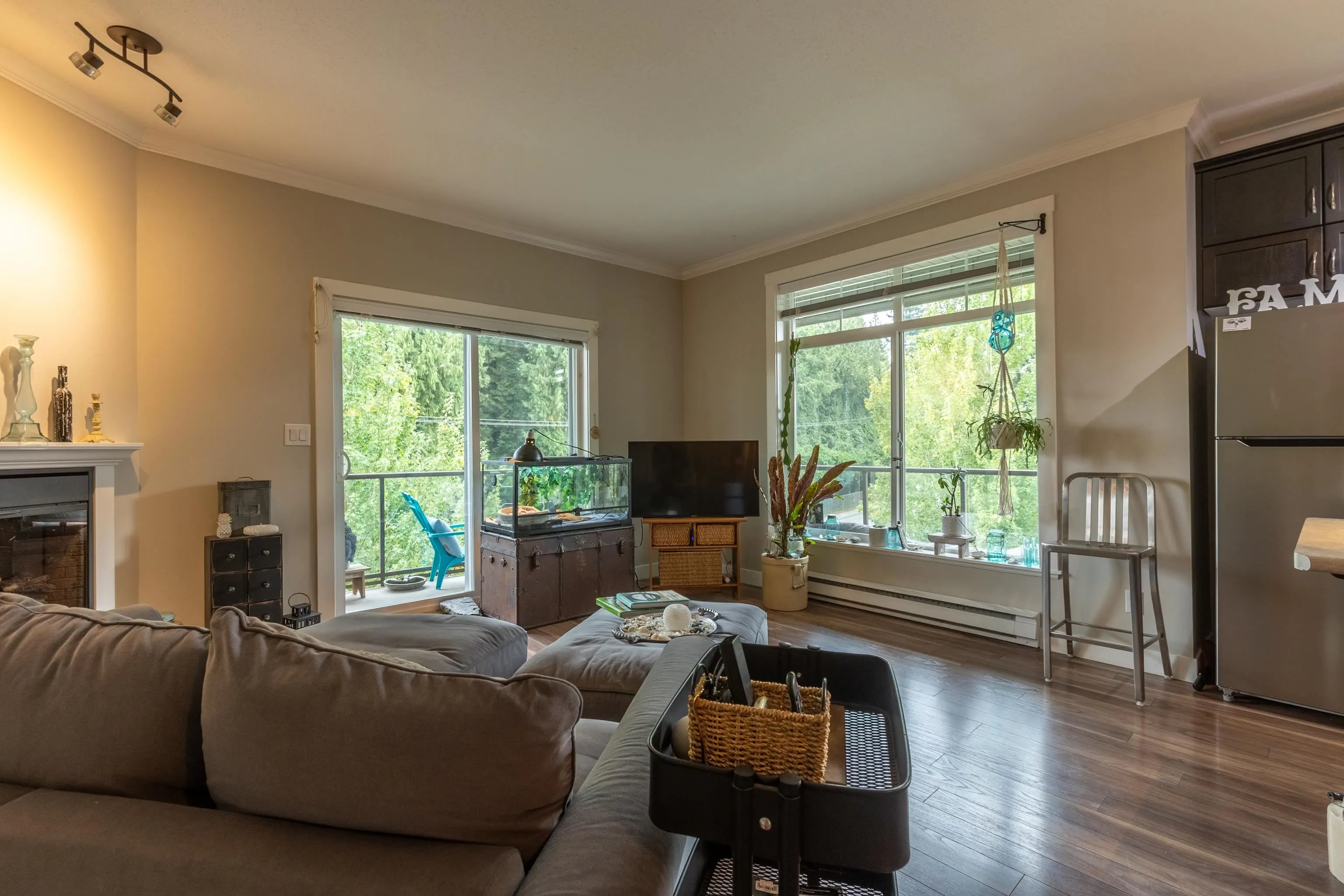 410 2038 Sandalwood Crescent