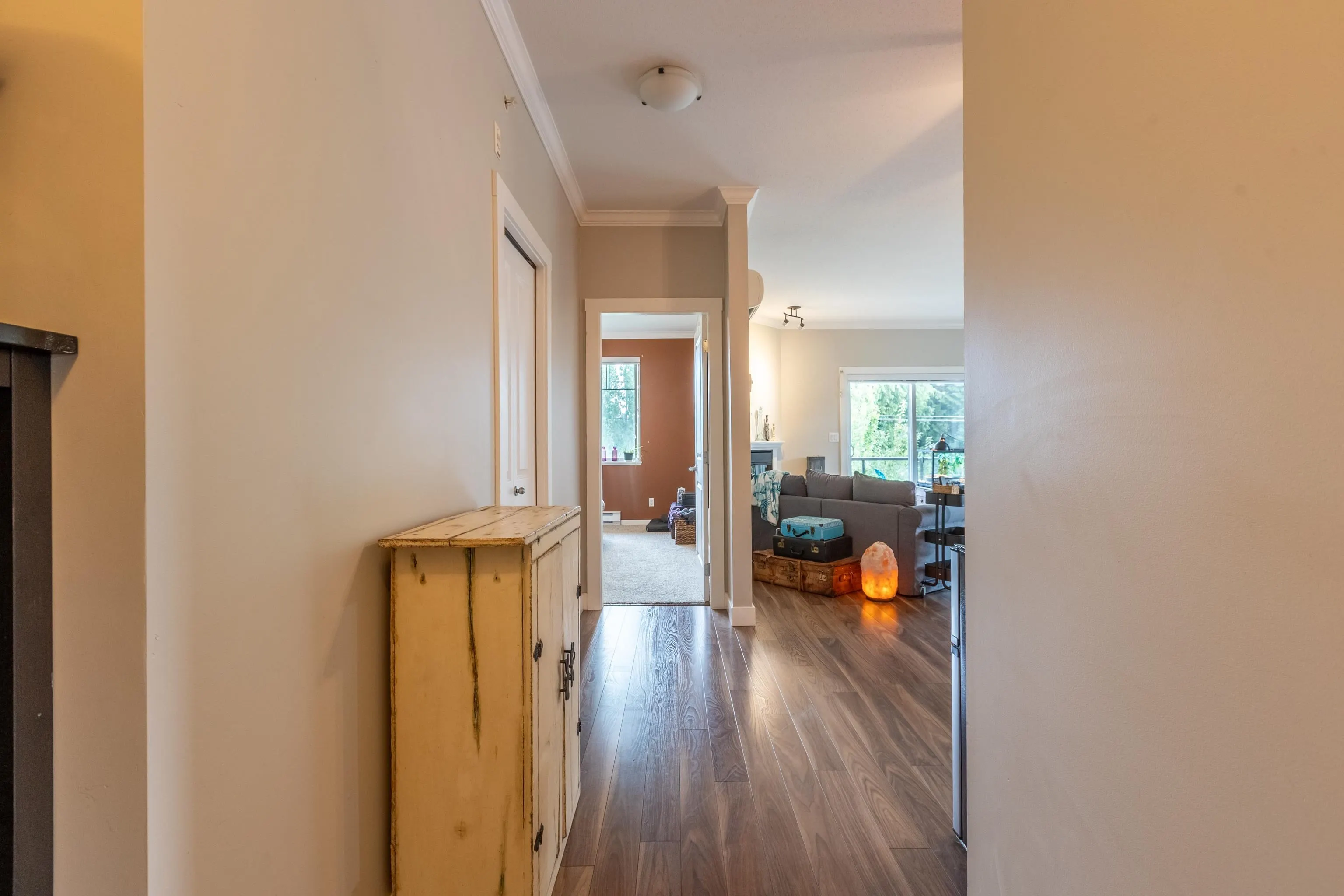 410 2038 Sandalwood Crescent