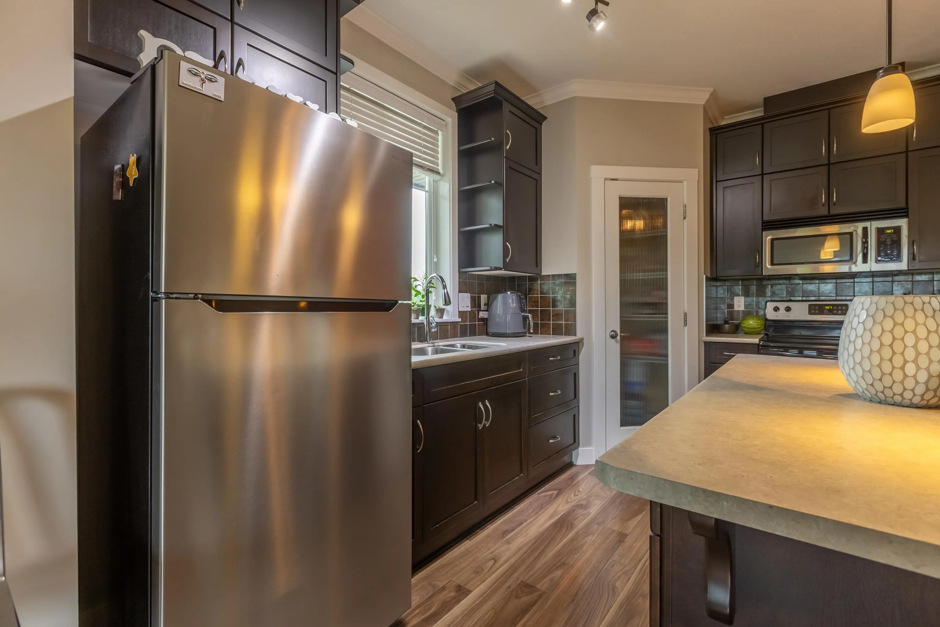410 2038 Sandalwood Crescent