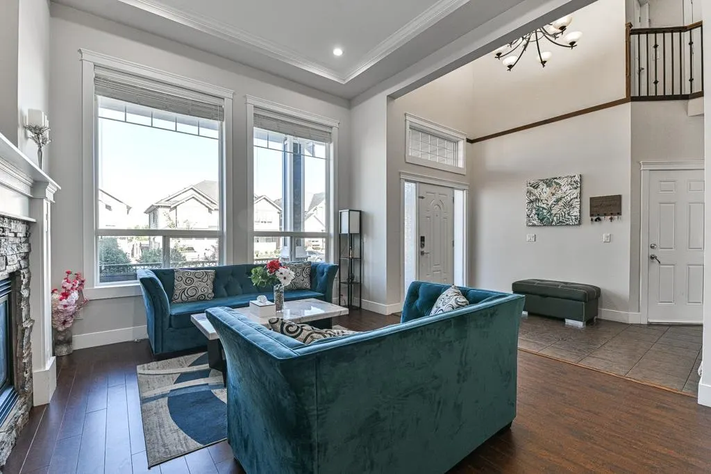 27784 Porter Drive
