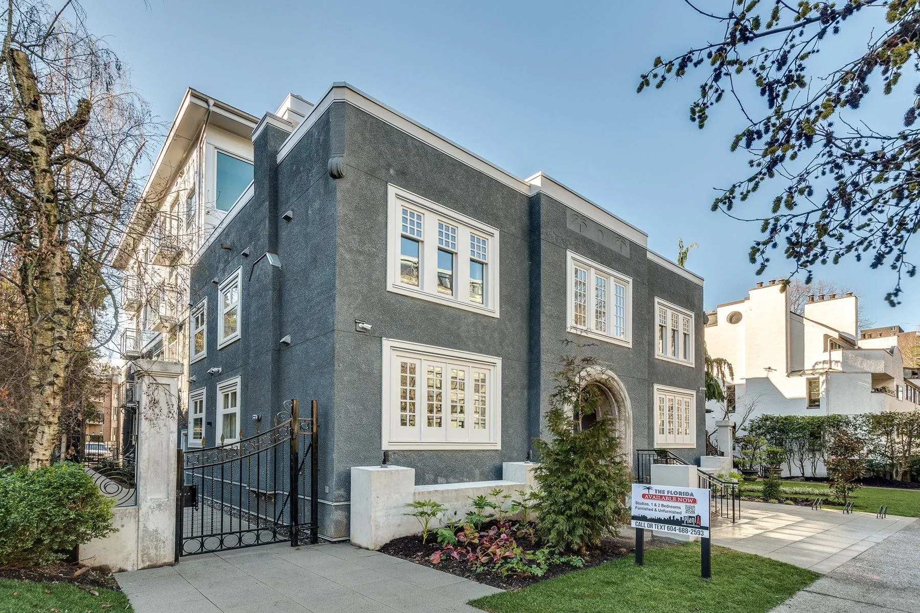 106 1170 Barclay Street