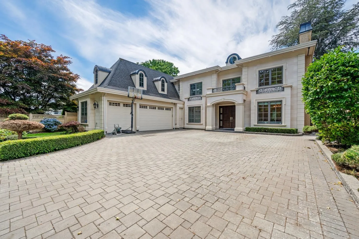 9531 Gilbert Crescent
