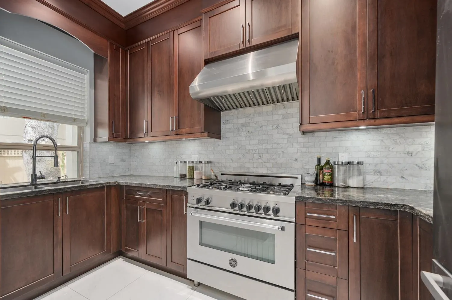 9531 Gilbert Crescent
