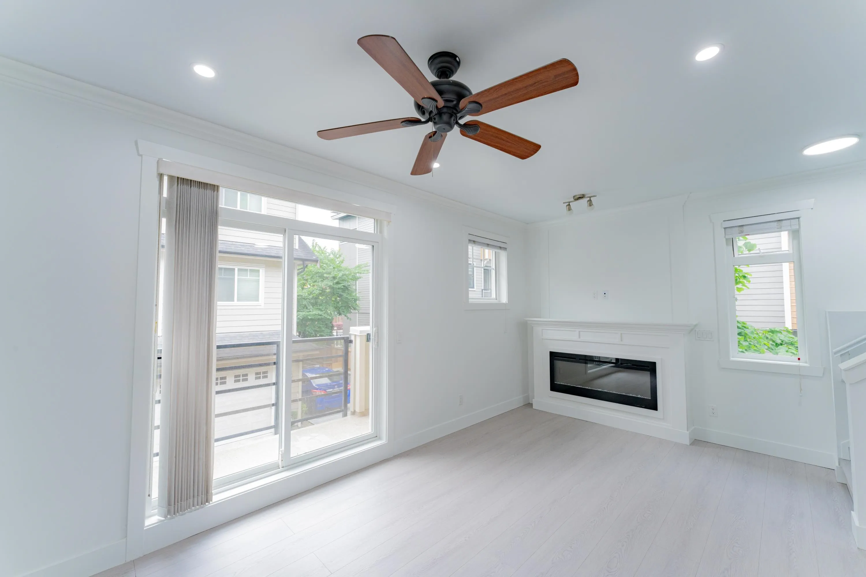 13 14285 64 Avenue