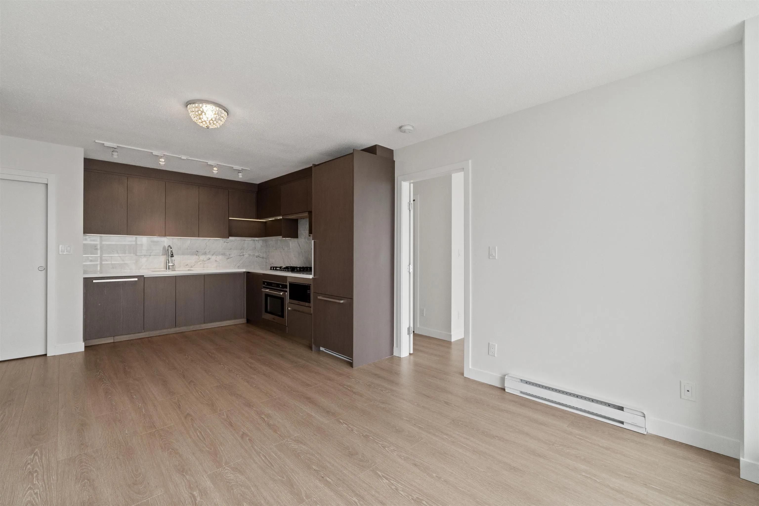 4101 13696 100 Avenue