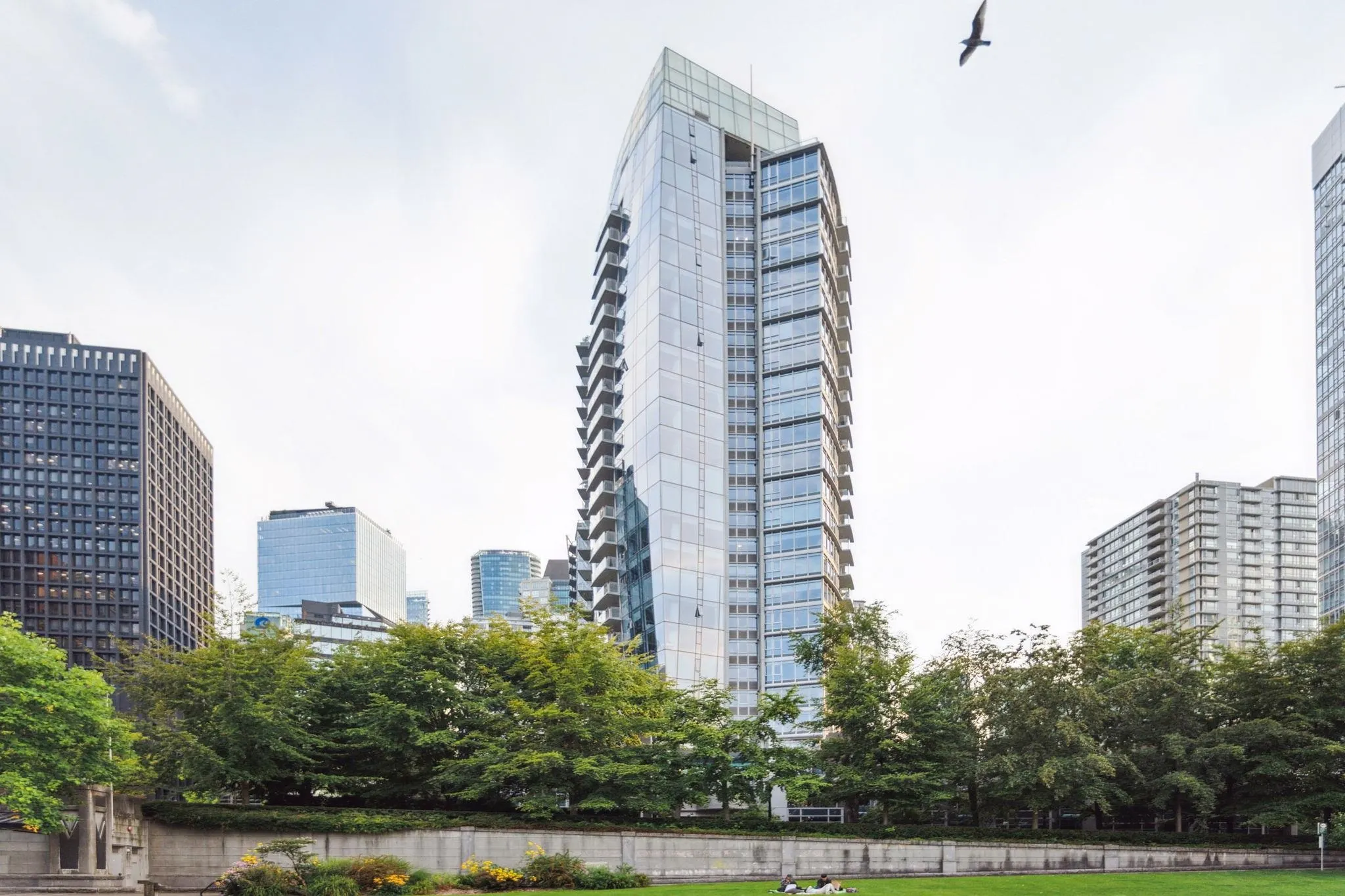 2502 1233 W Cordova Street