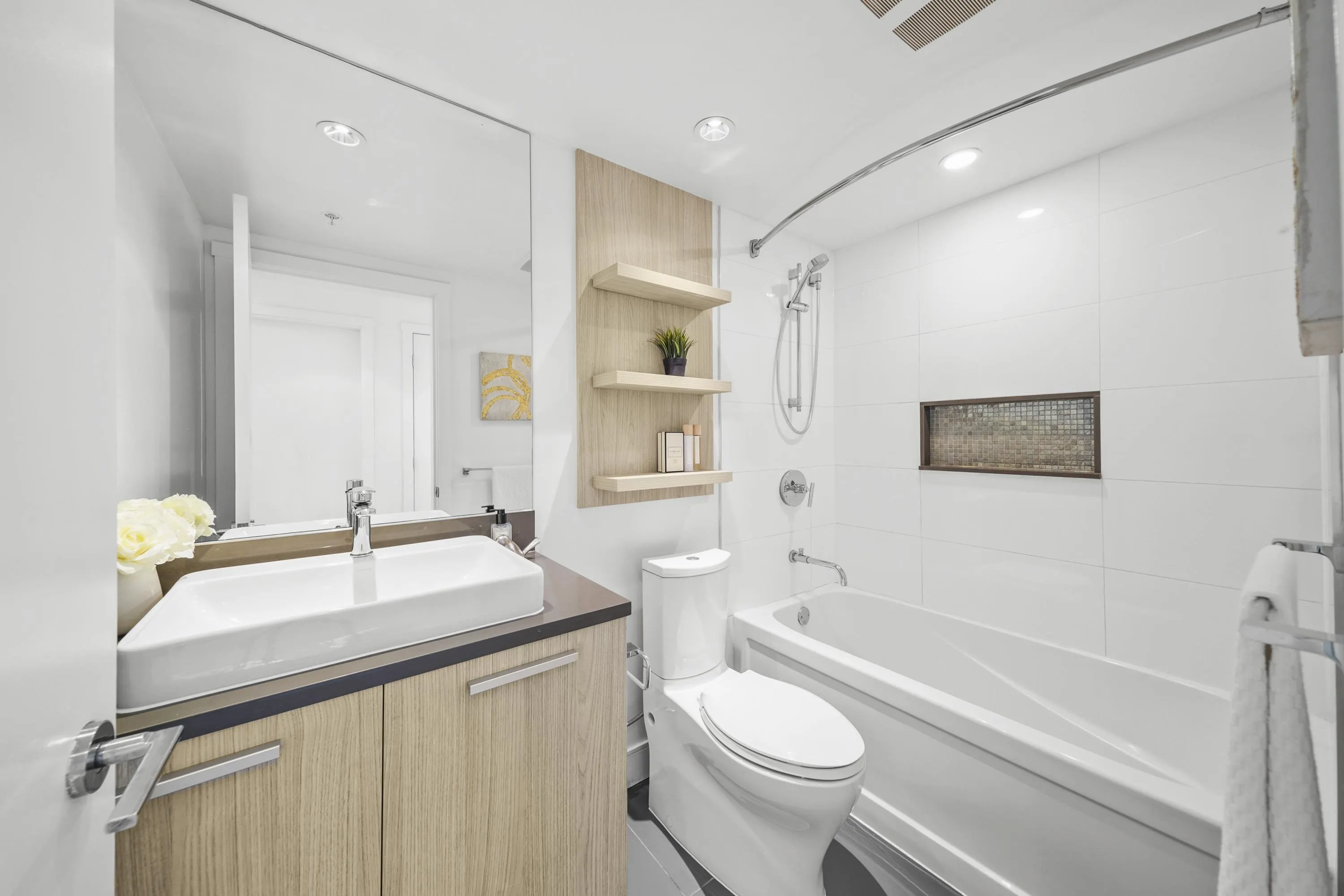 2808 3007 Glen Drive