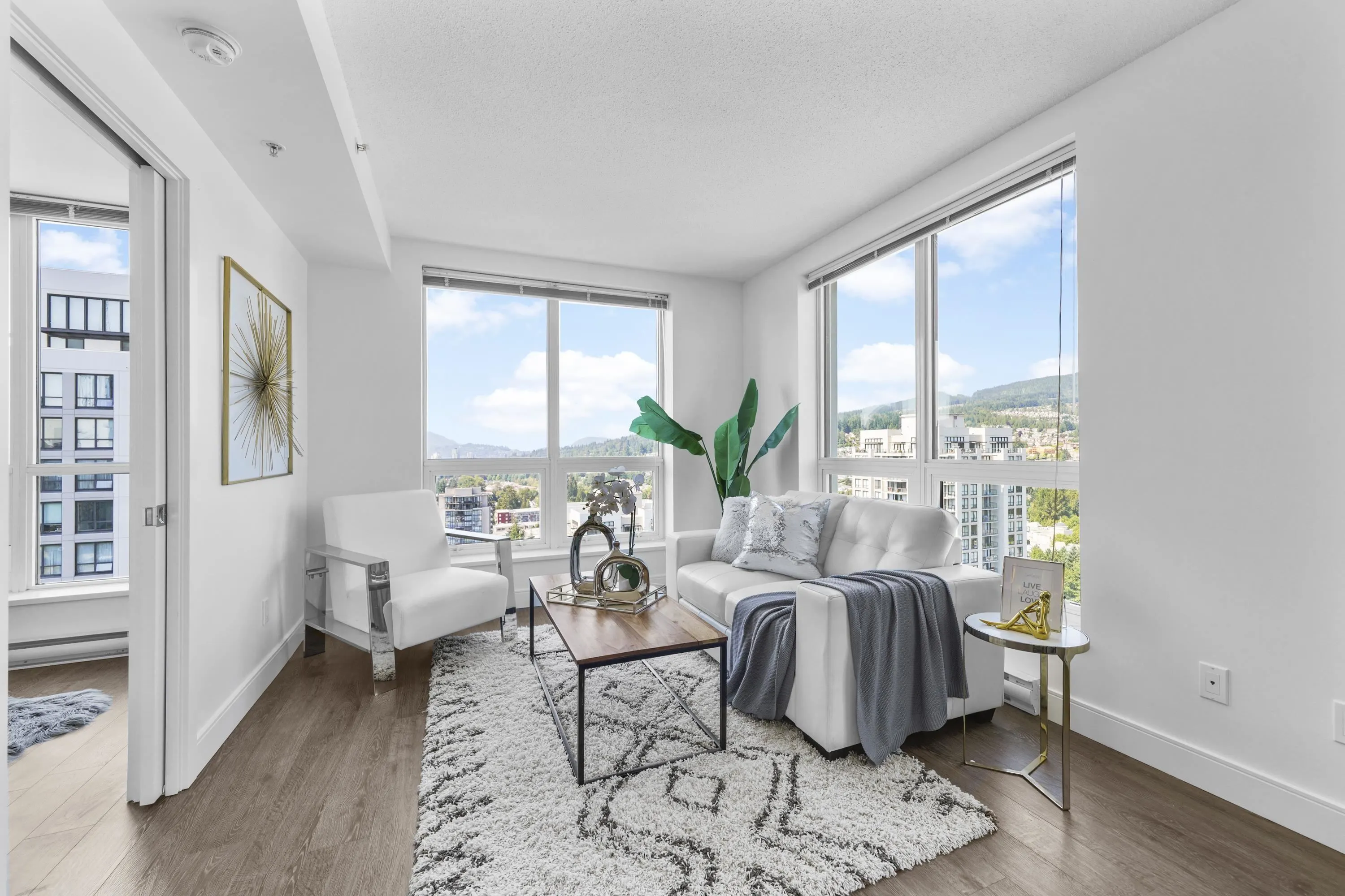 2808 3007 Glen Drive