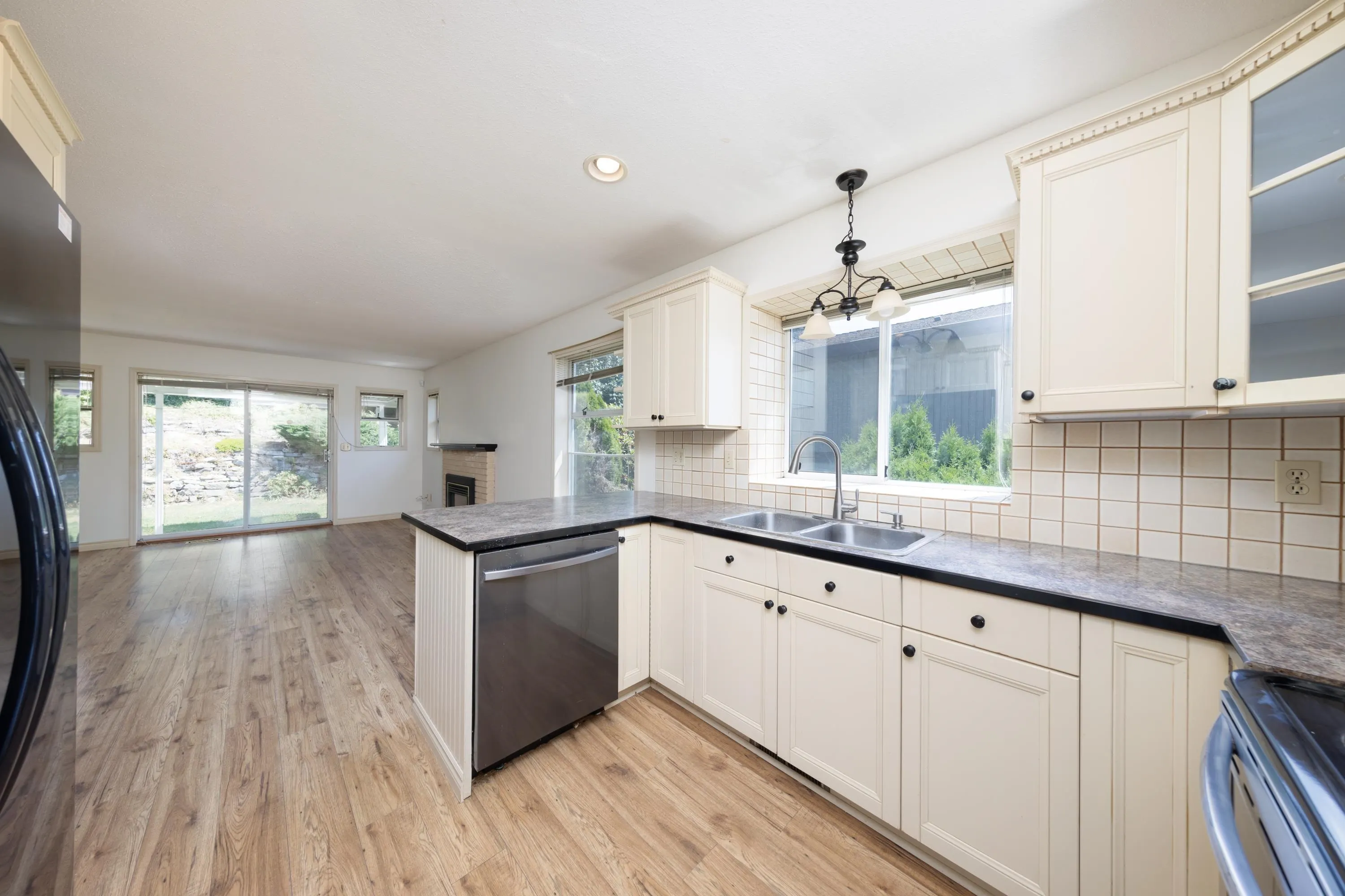 2138 Essex Drive
