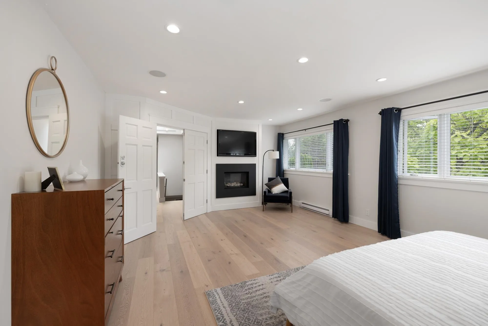 2678 Ailsa Crescent