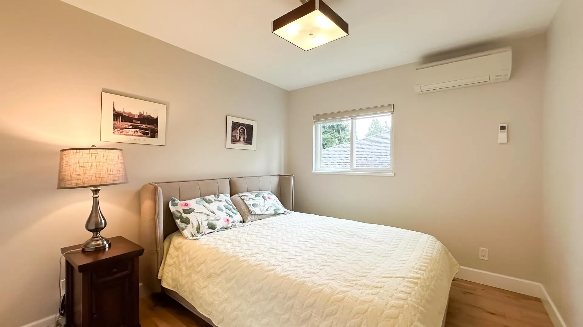 880 W 19th Street