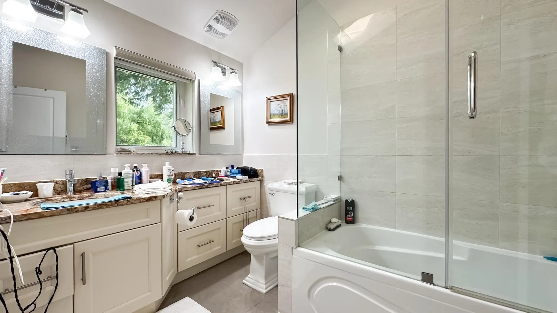 880 W 19th Street